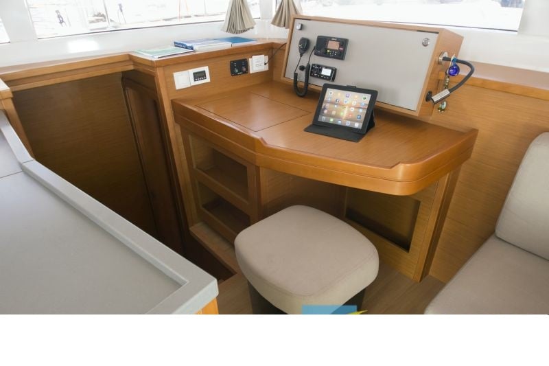 Hydra VIII - Catamaran in Alimos