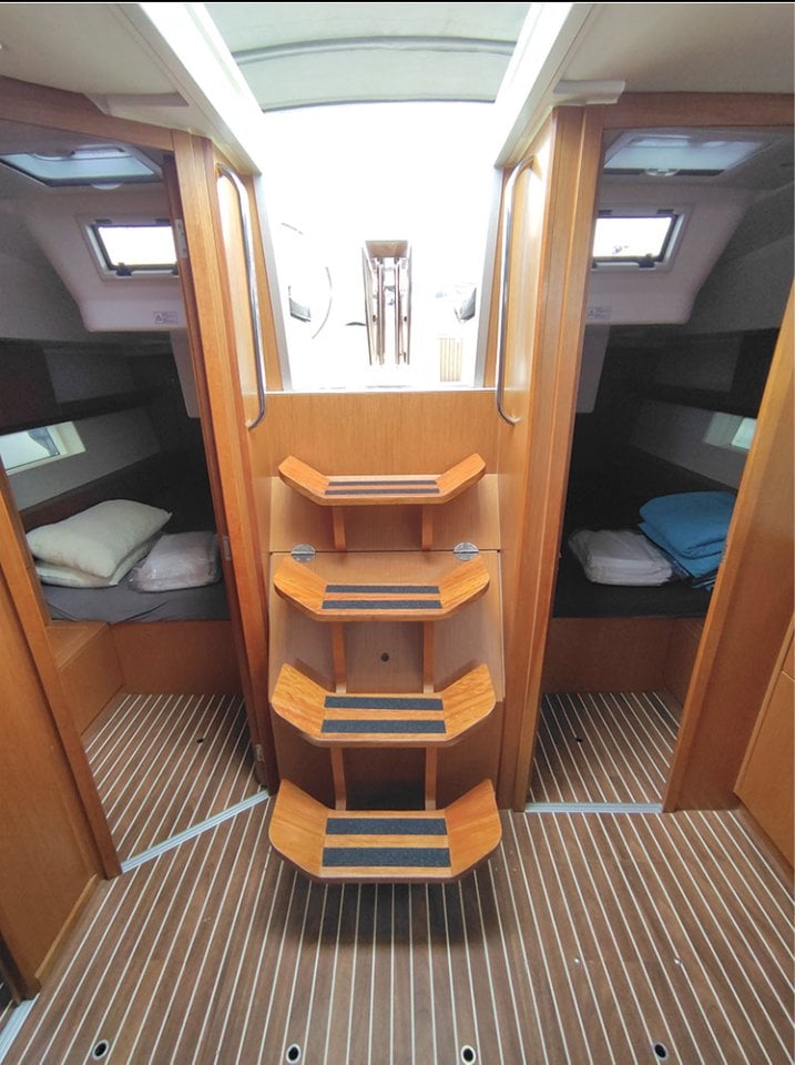 Katrin - Sailboat in Alimos