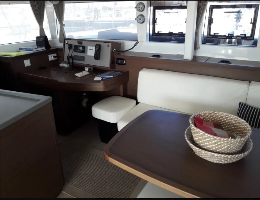 Aristofanis - Catamaran in Lefkada