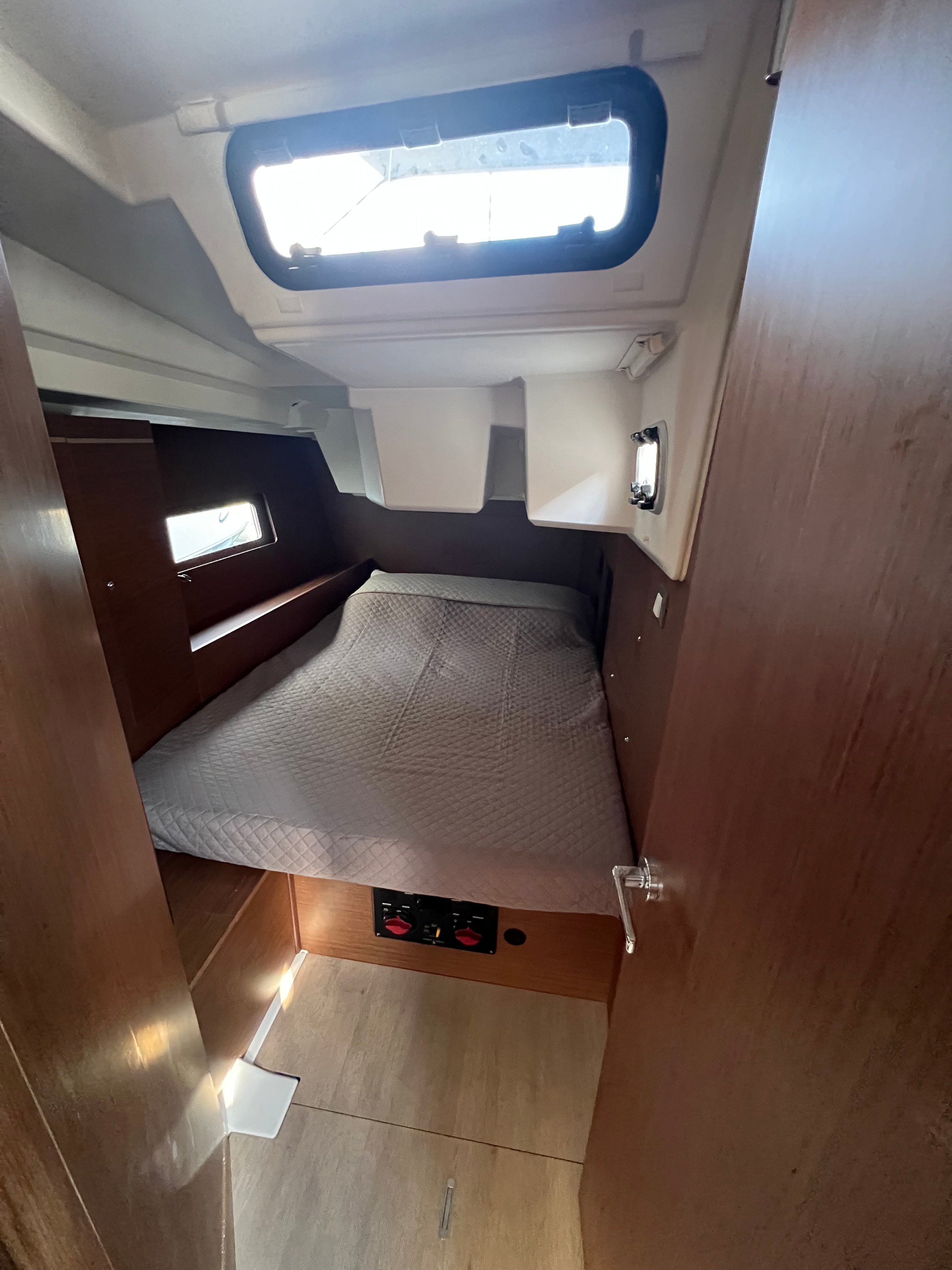 MariMar - Sailboat in Nikiana