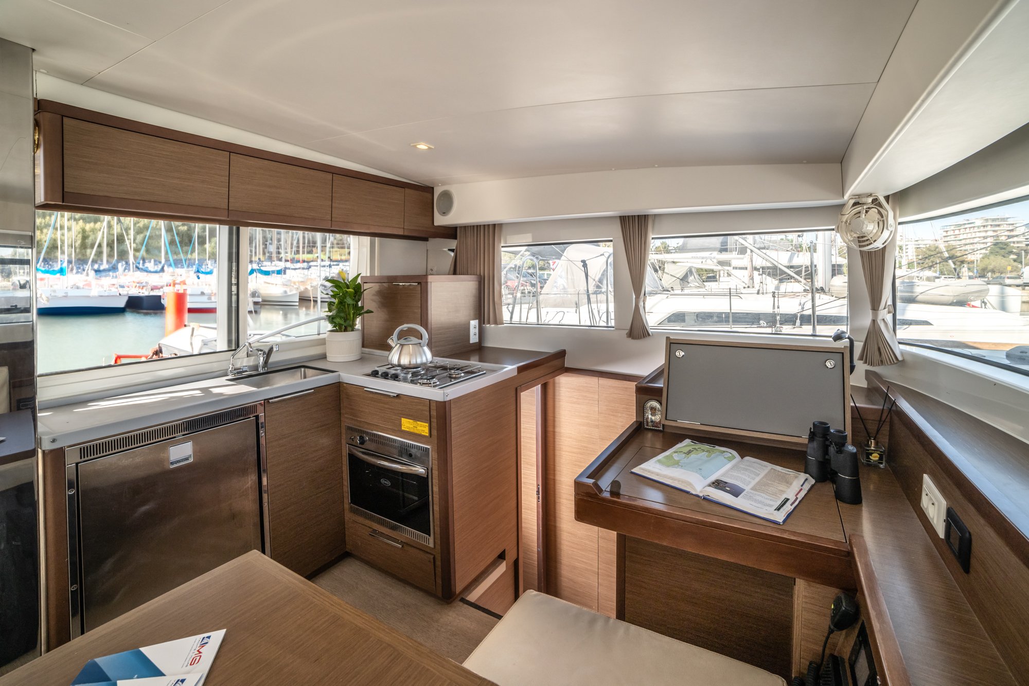 Serendipity - Catamaran in Alimos