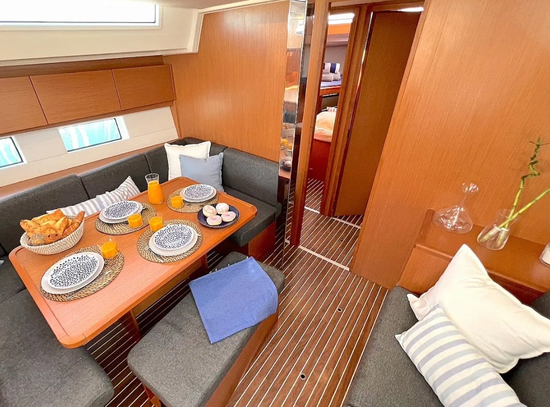 Super Puma - Sailboat in Alimos