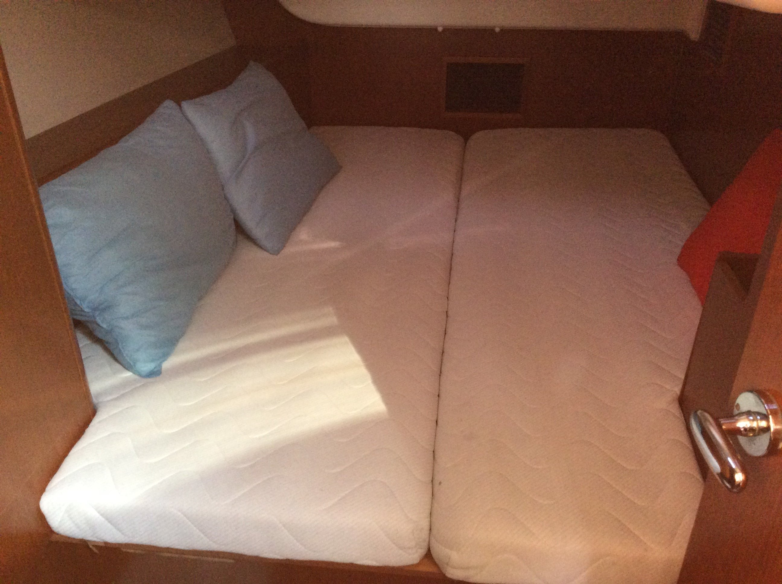 Seacret - Sailboat in Alimos