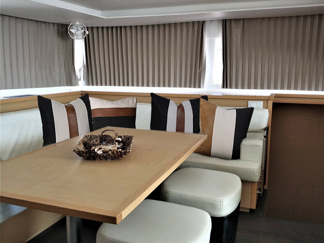 Azraq - Catamaran in Alimos