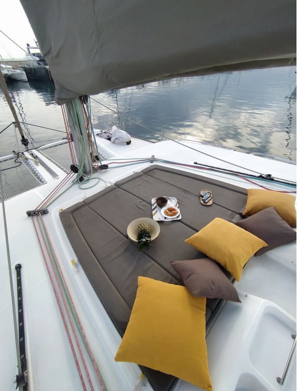 Azraq - Catamaran in Alimos