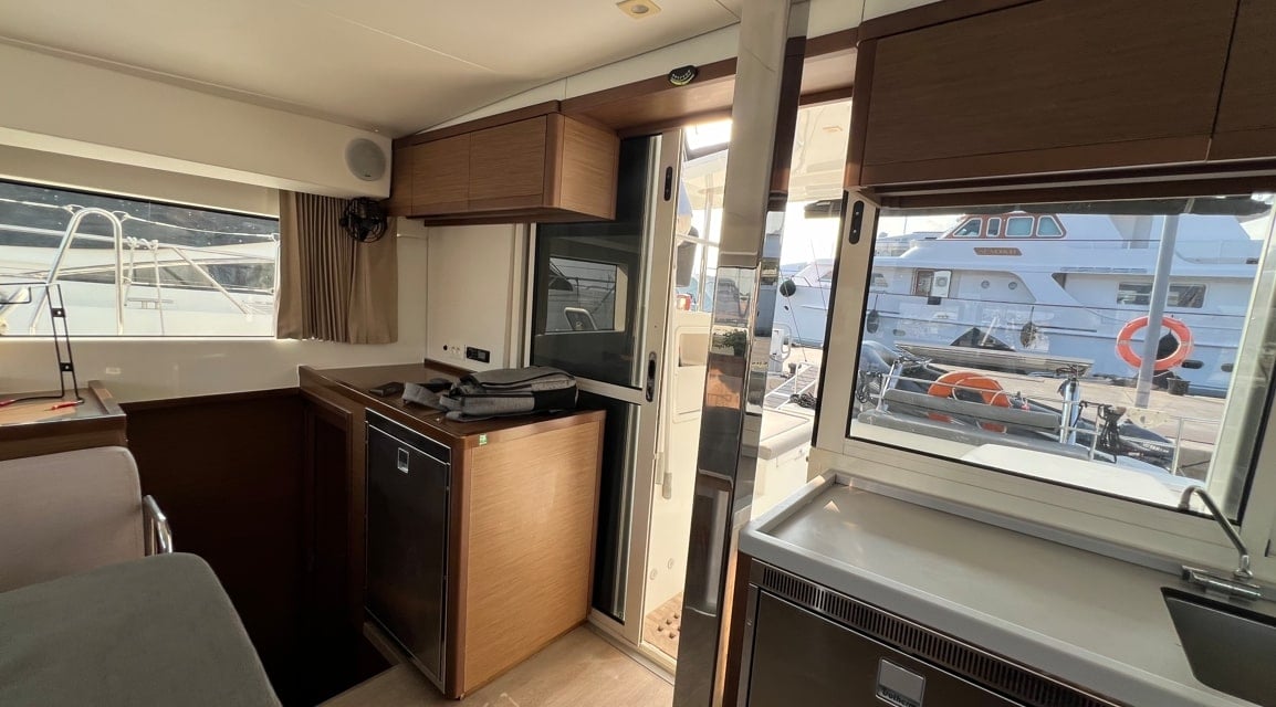 Andromeda - Catamaran in Alimos