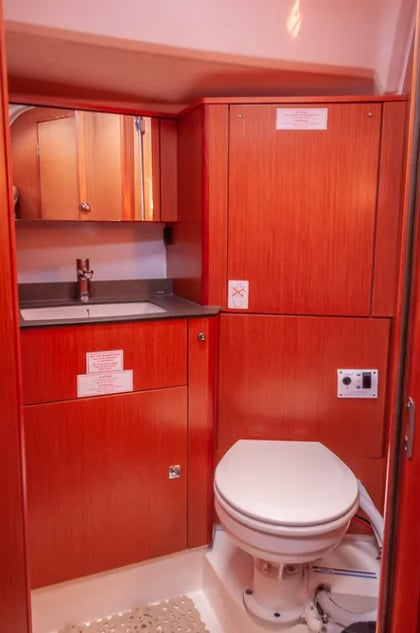 Ioli - Sailboat in Lefkada