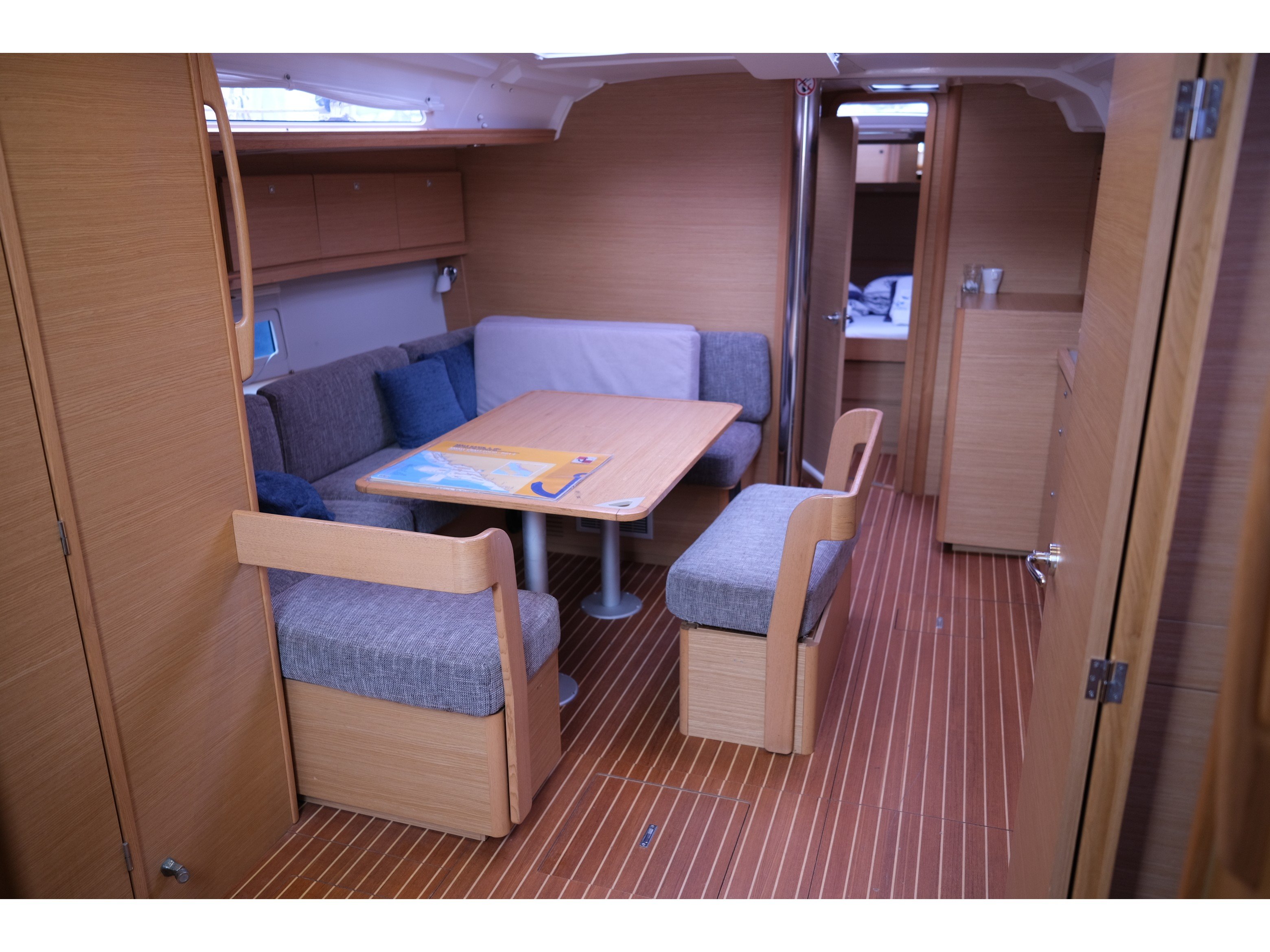 Catacea - Sailboat in Primošten