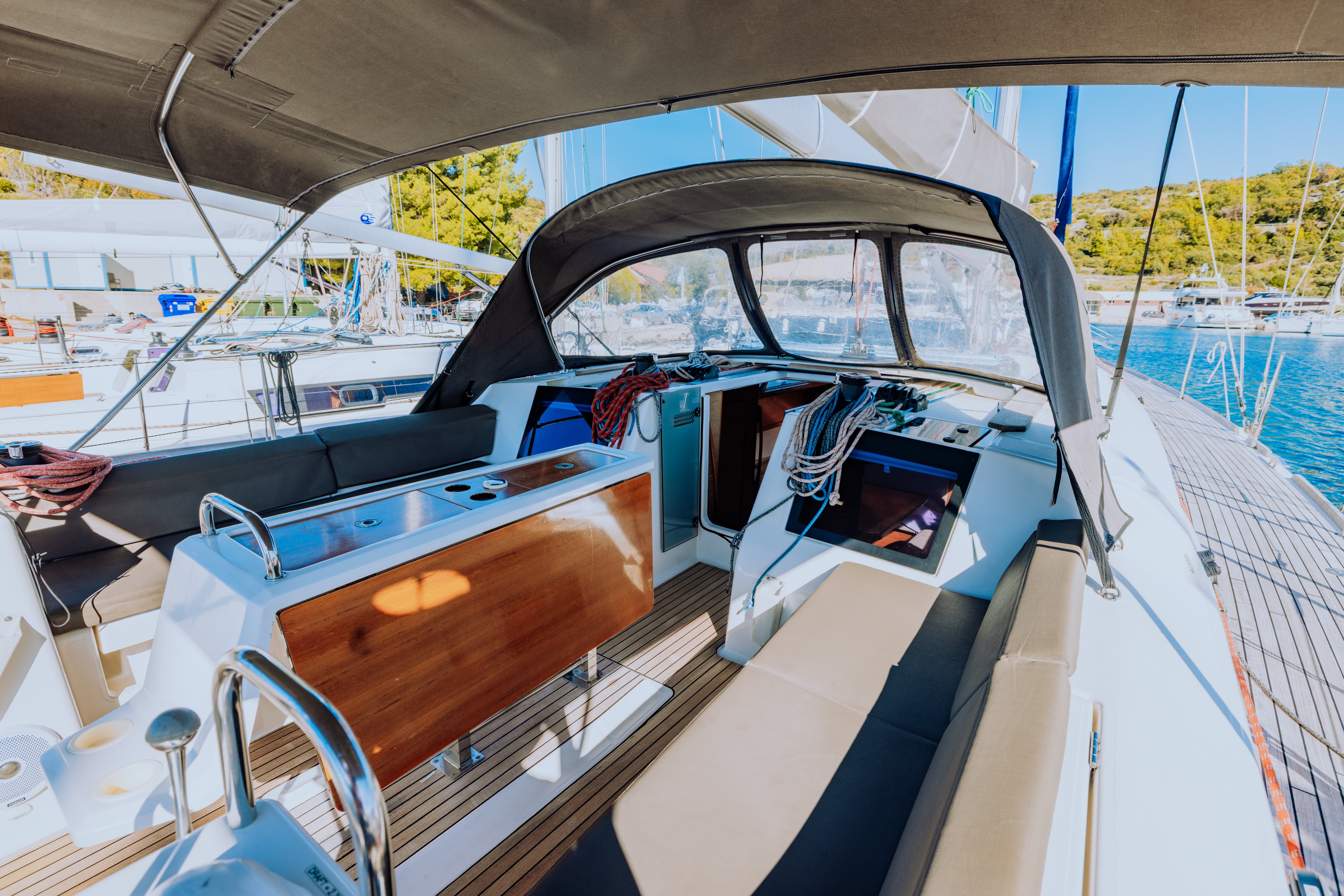 Sulaco - Sailboat in Primošten