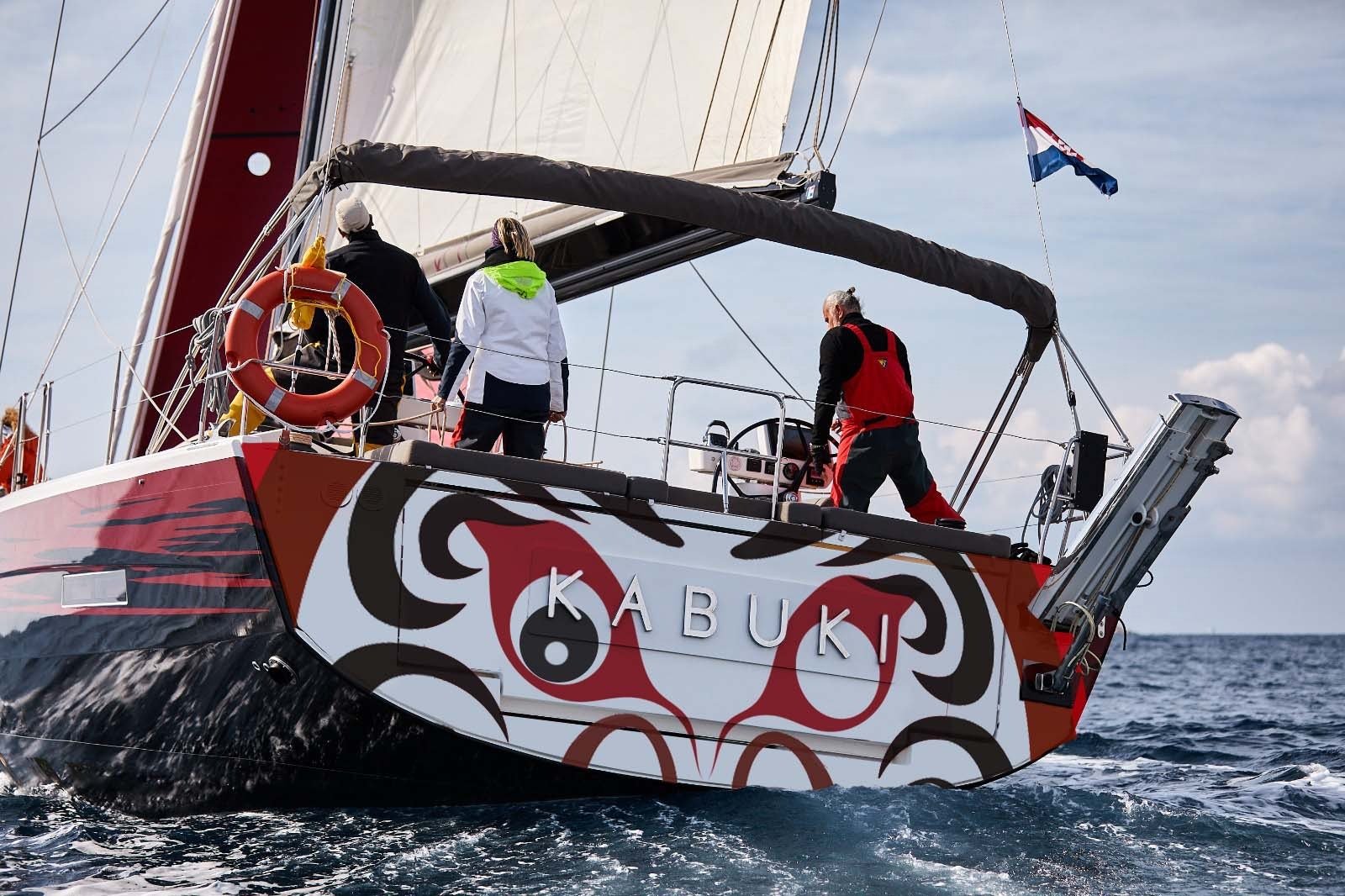 KABUKI - Sailboat in Primošten