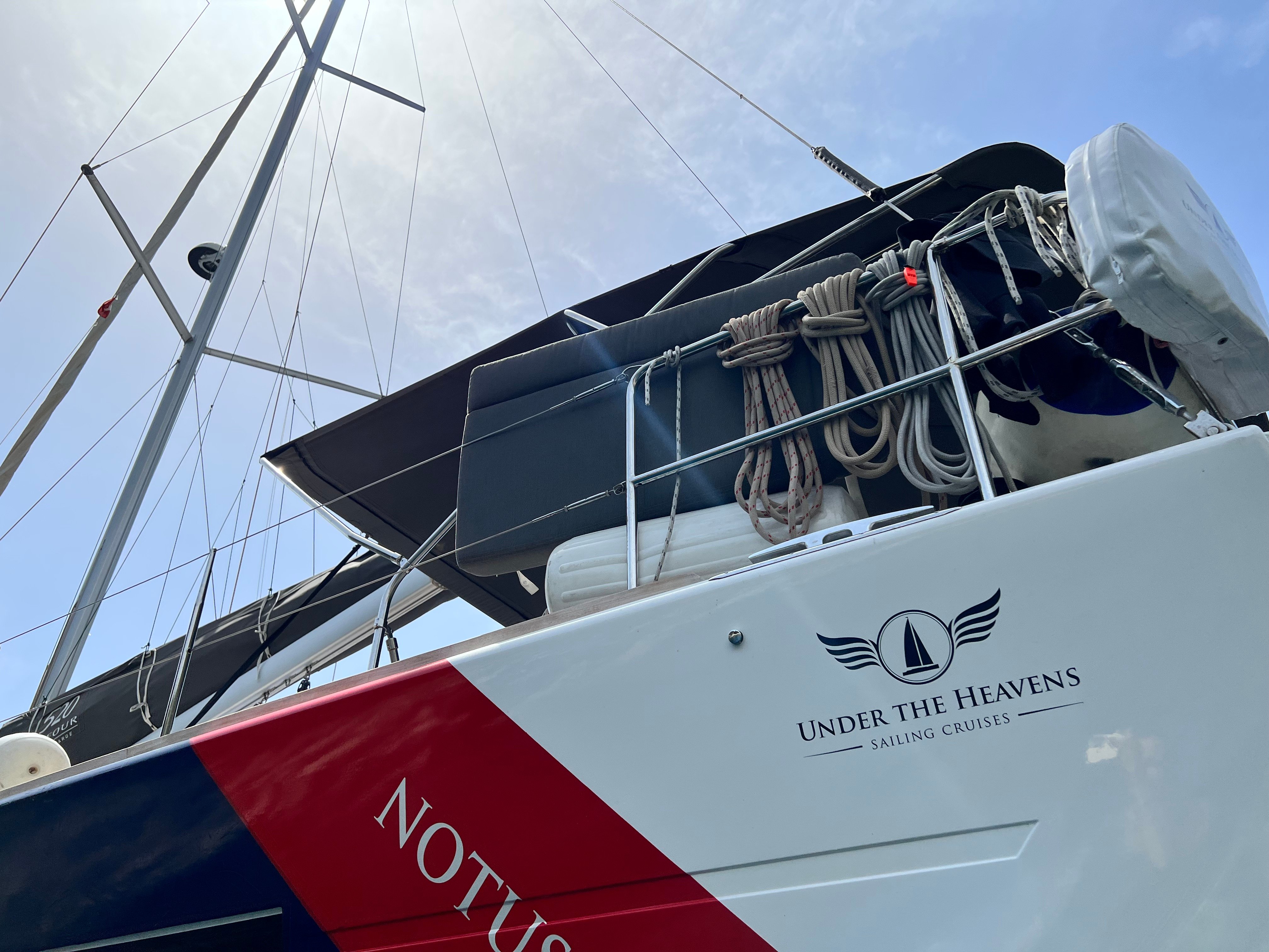 NOTUS - Yelkenli içinde Primošten