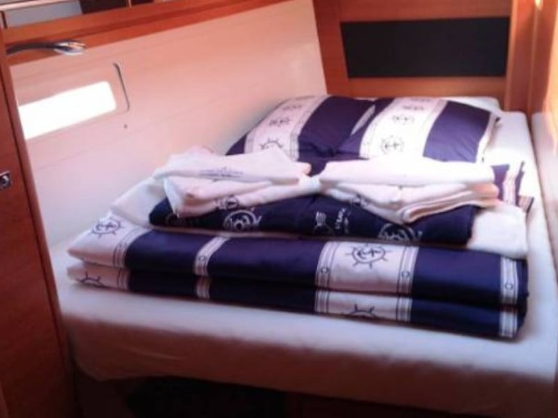 Altamira - Sailboat in Lefkada