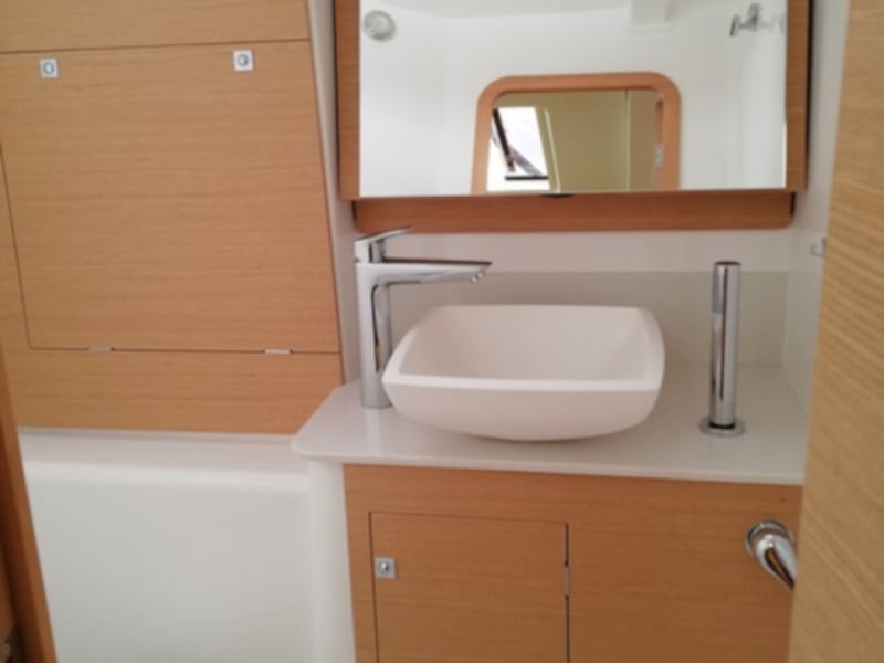 Elizabeth - Sailboat in Palairos