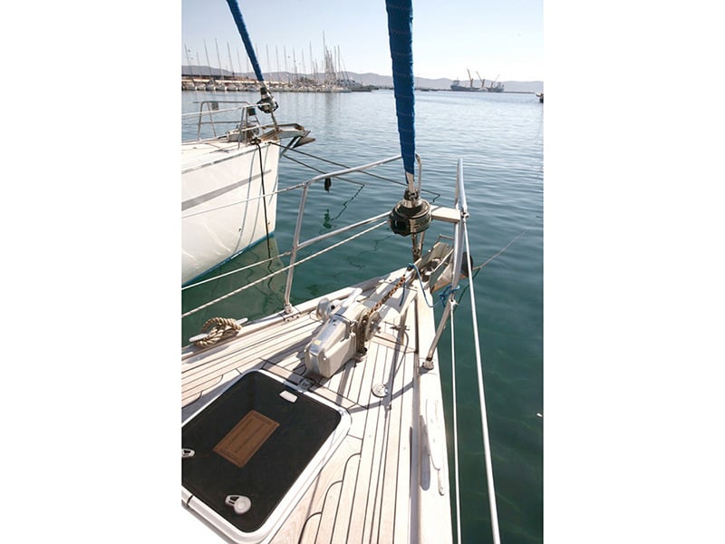 Aiolos - Yelkenli içinde Lavrio