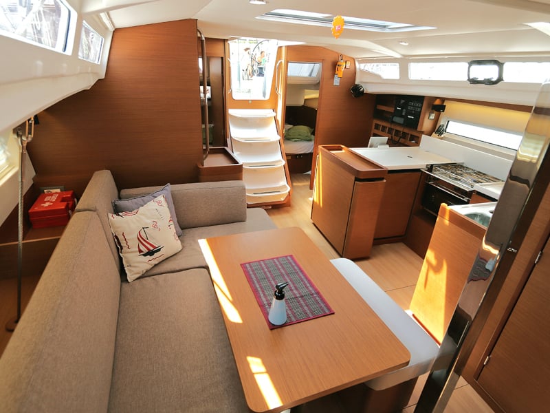 Ermis - Sailboat in Lavrio