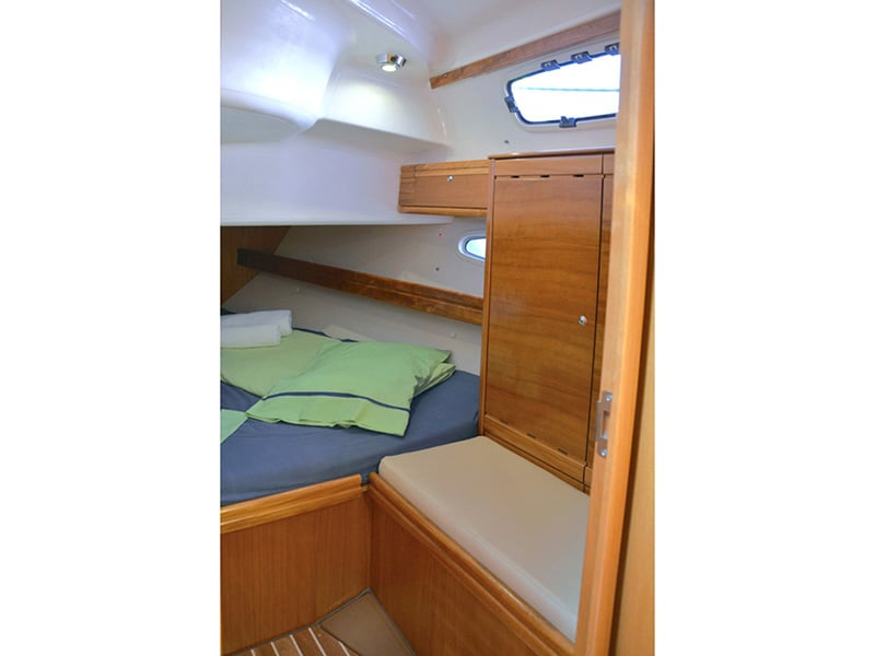 Ira - Yelkenli içinde Lavrio