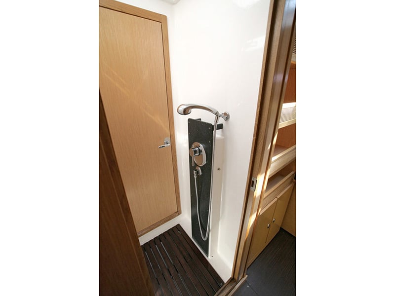 Apollon - Yelkenli içinde Lavrio