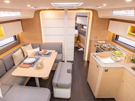 Iris - Sailboat in Lavrio