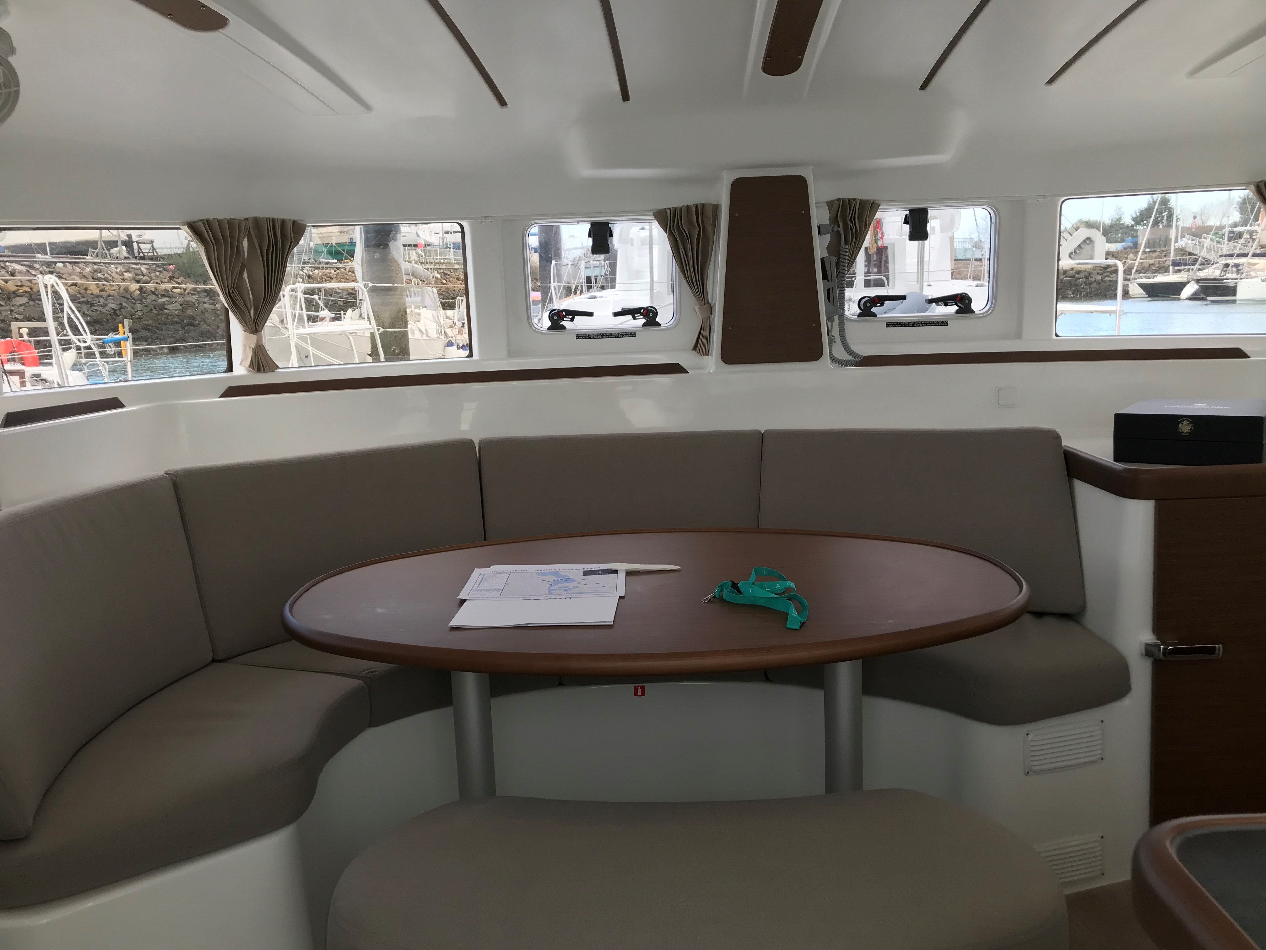 Tarawa 3 - Catamaran in Hyères