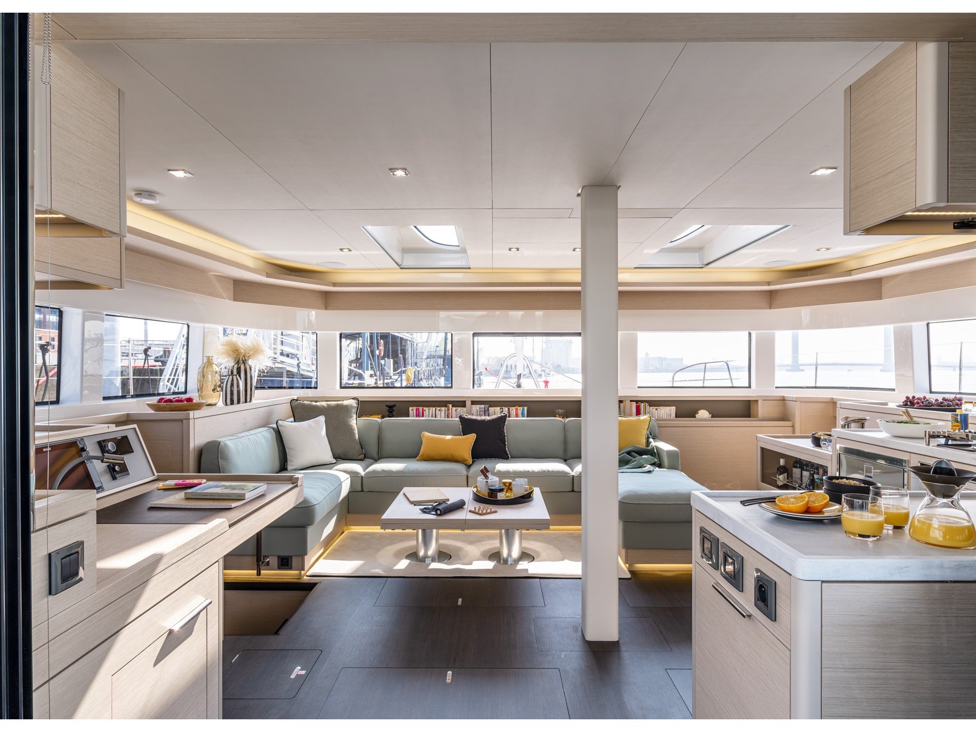 BLACK CAVIAR - Catamaran in Split