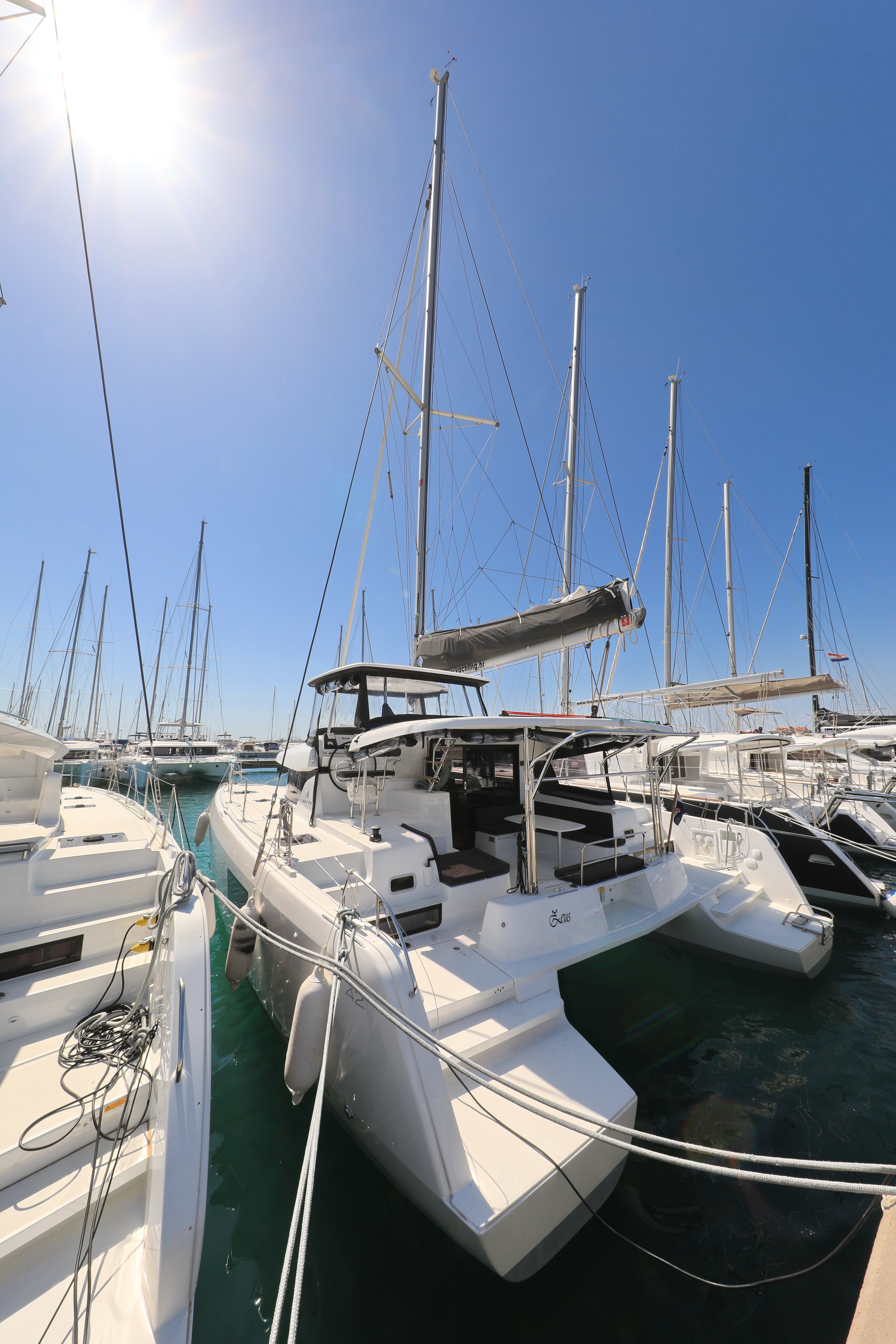 ZEUS - Catamaran in Bibinje