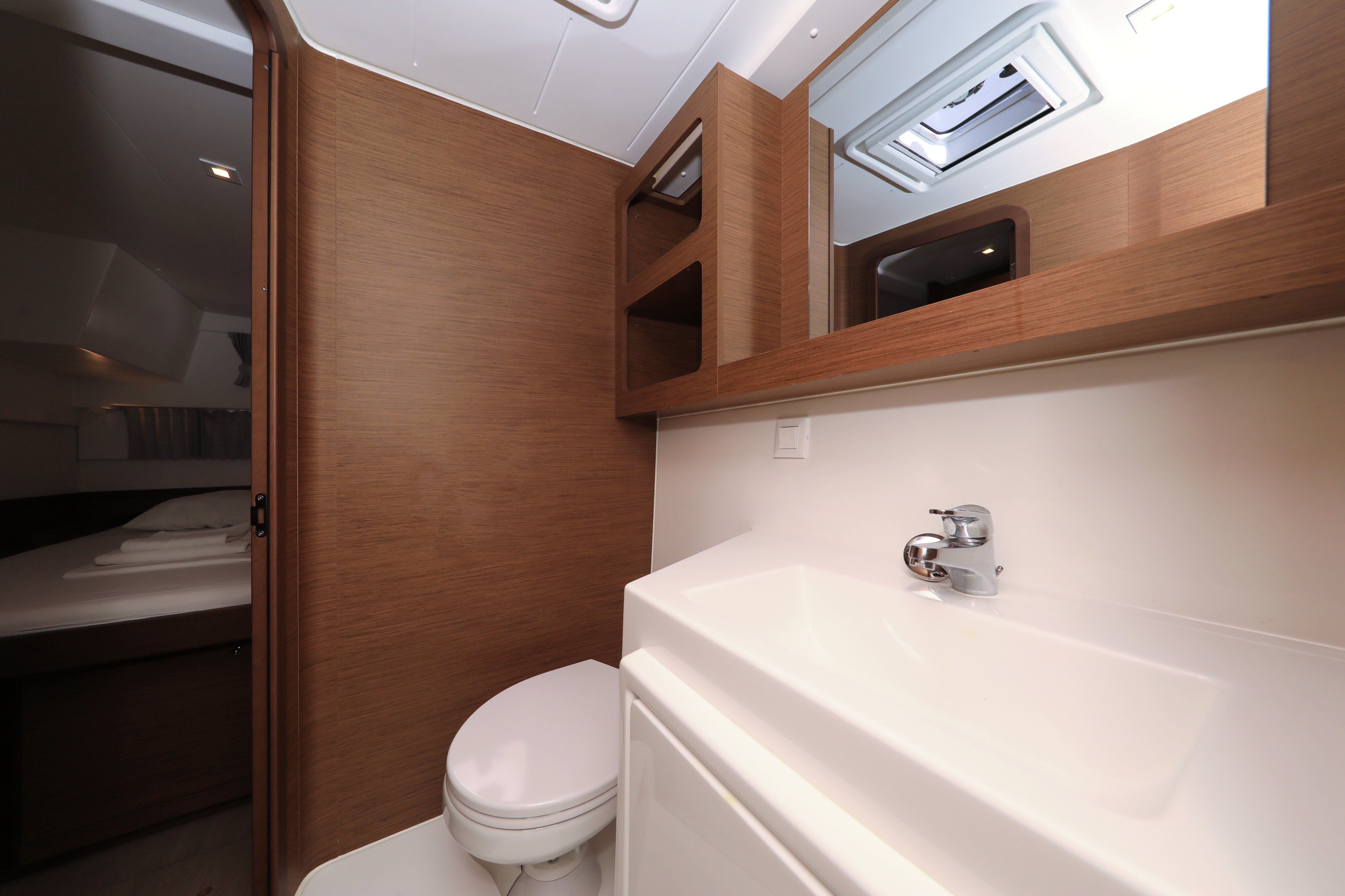 ZEUS - Catamaran in Bibinje