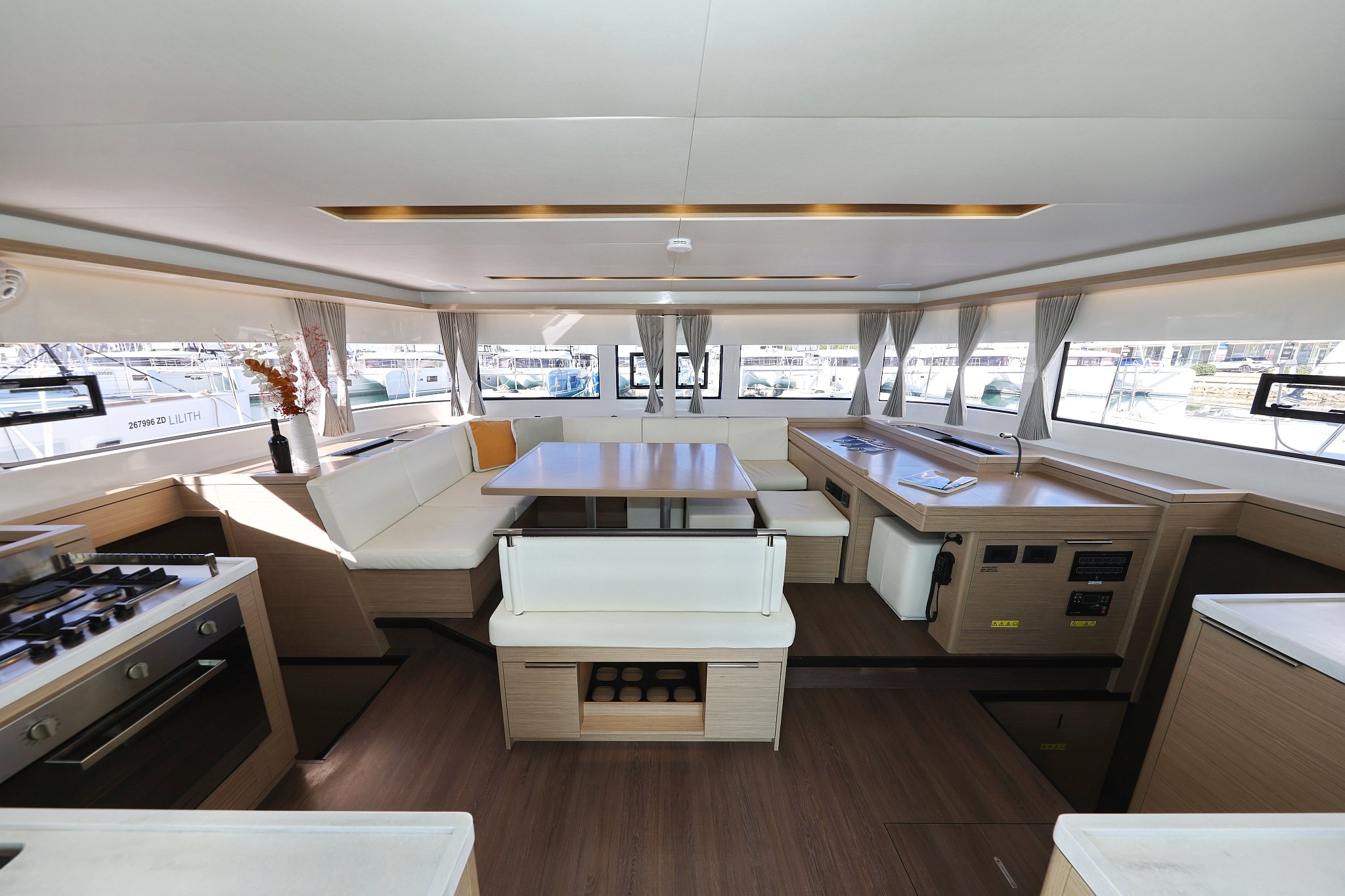 APOLON - Catamaran in Bibinje