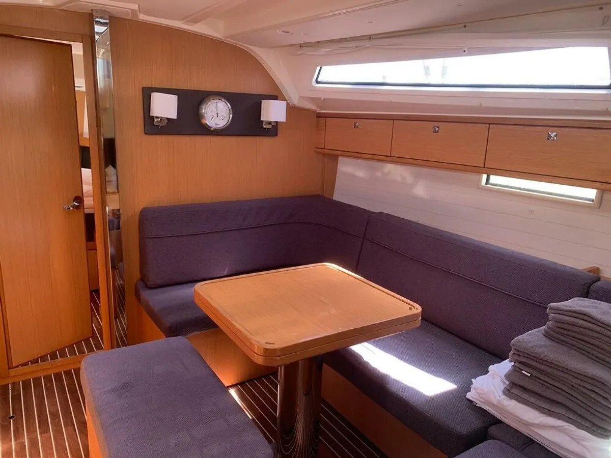 WHATEVER - Sailboat in Bibinje