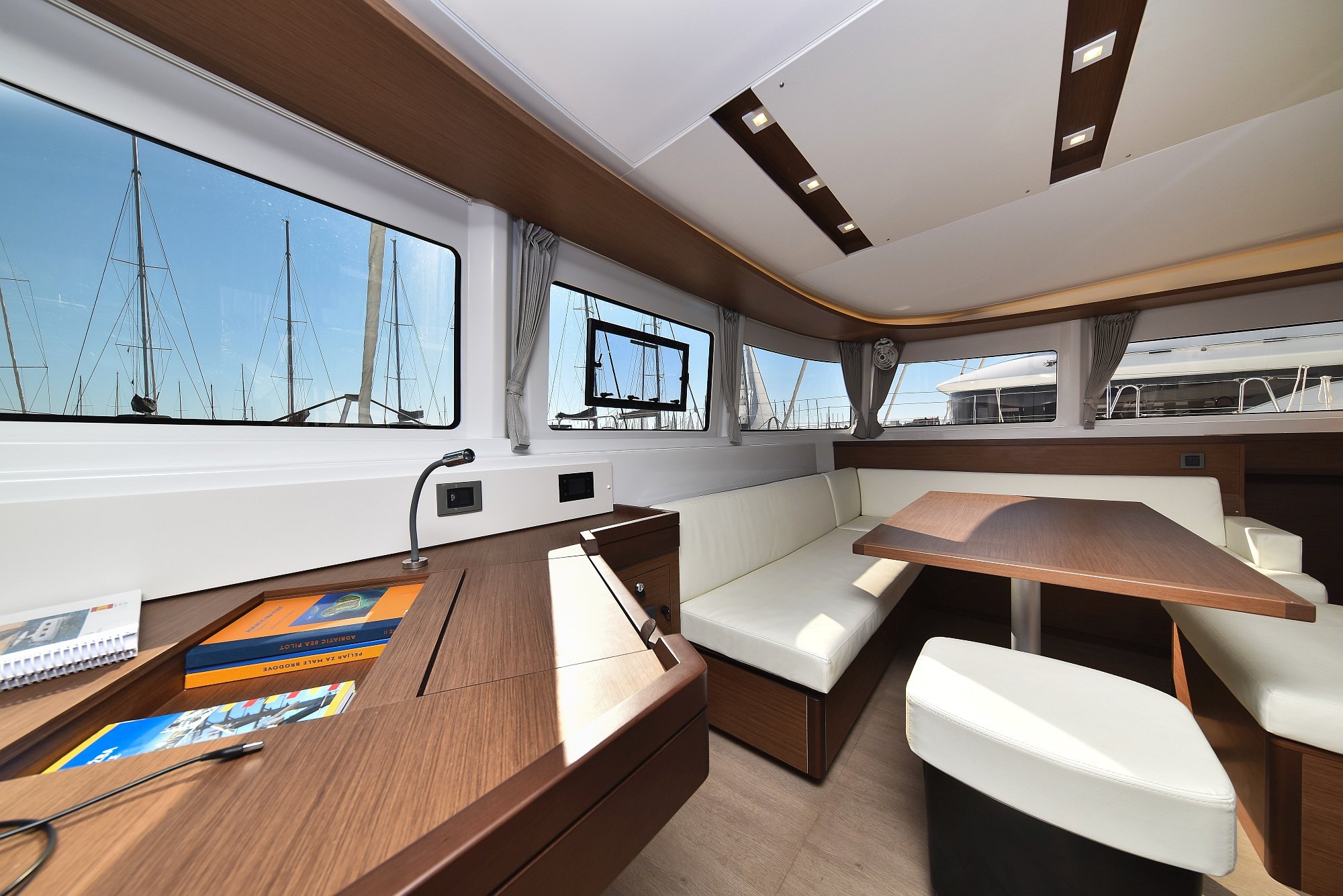 MAJESTIC - Catamaran in Bibinje