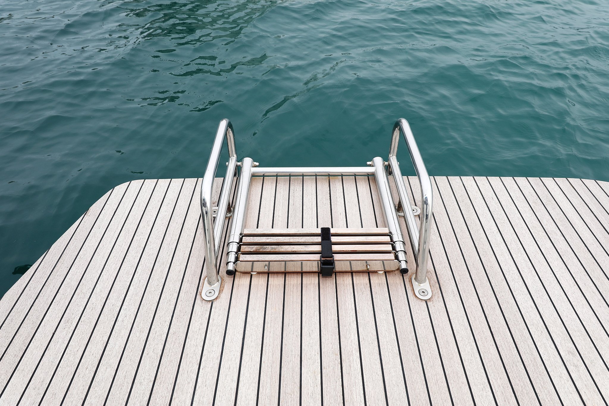 HATTORI HANZŌ - Catamaran in Bibinje