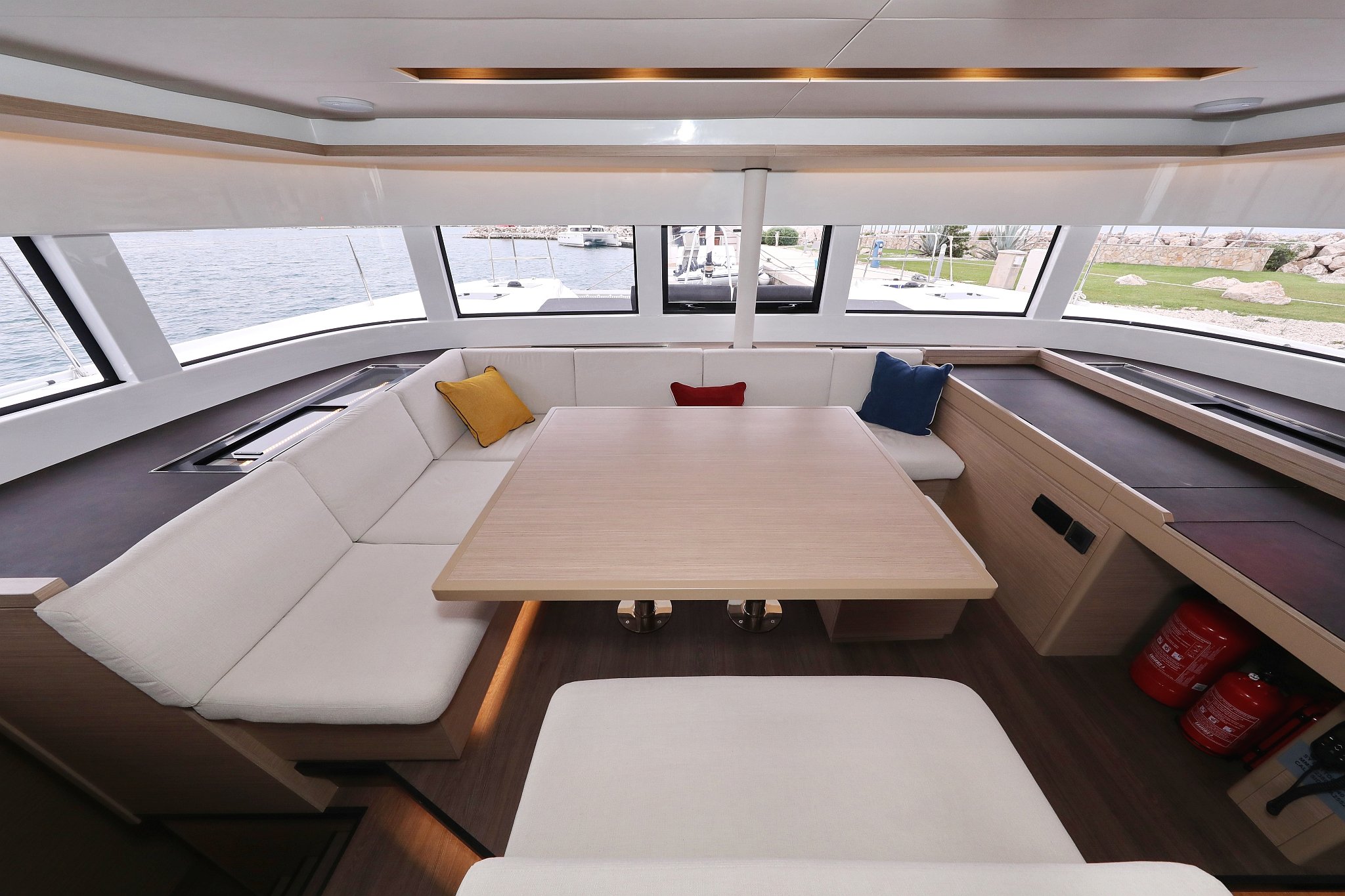 HATTORI HANZŌ - Catamaran in Bibinje