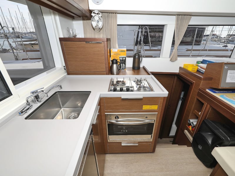 TOM & JERRY - Catamaran in Bibinje