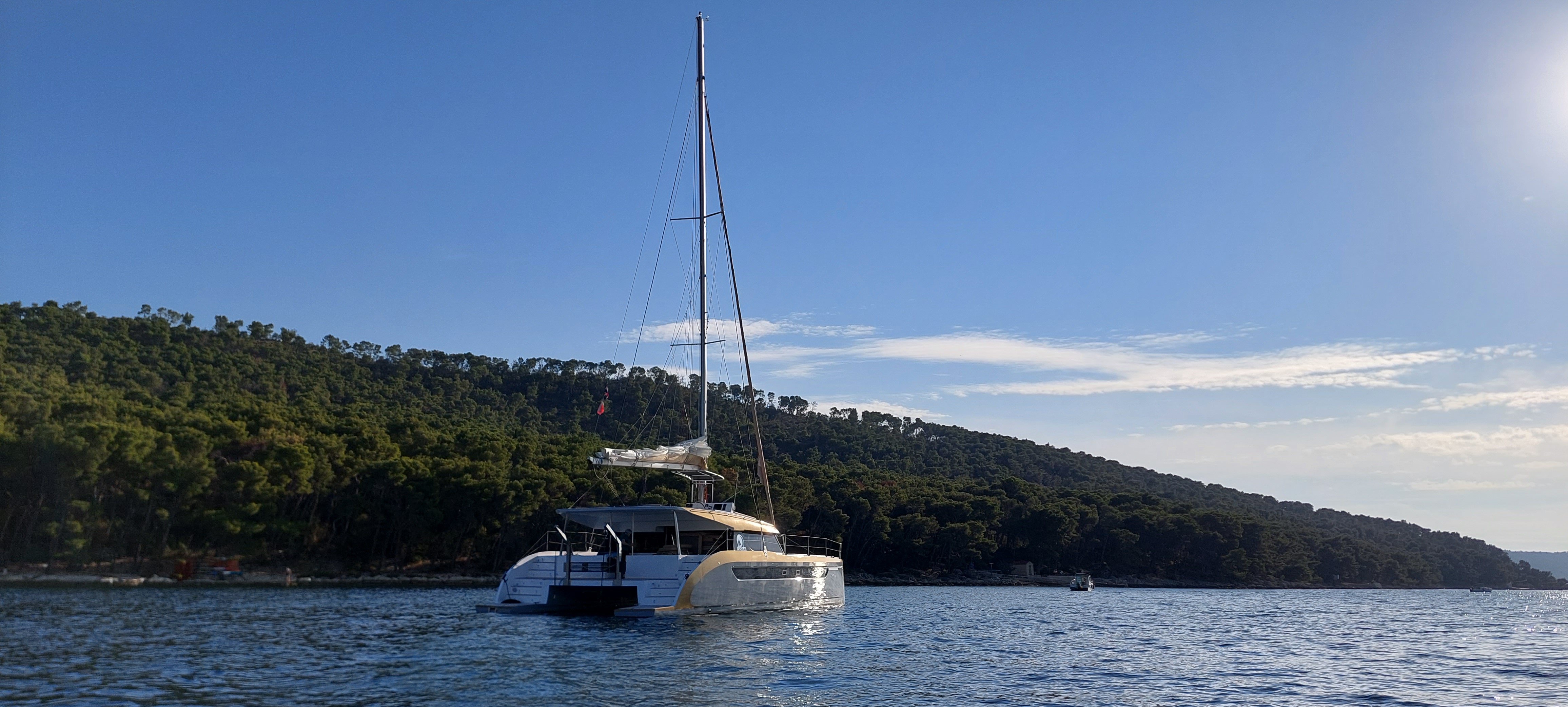 Gold - Katamaran içinde Split