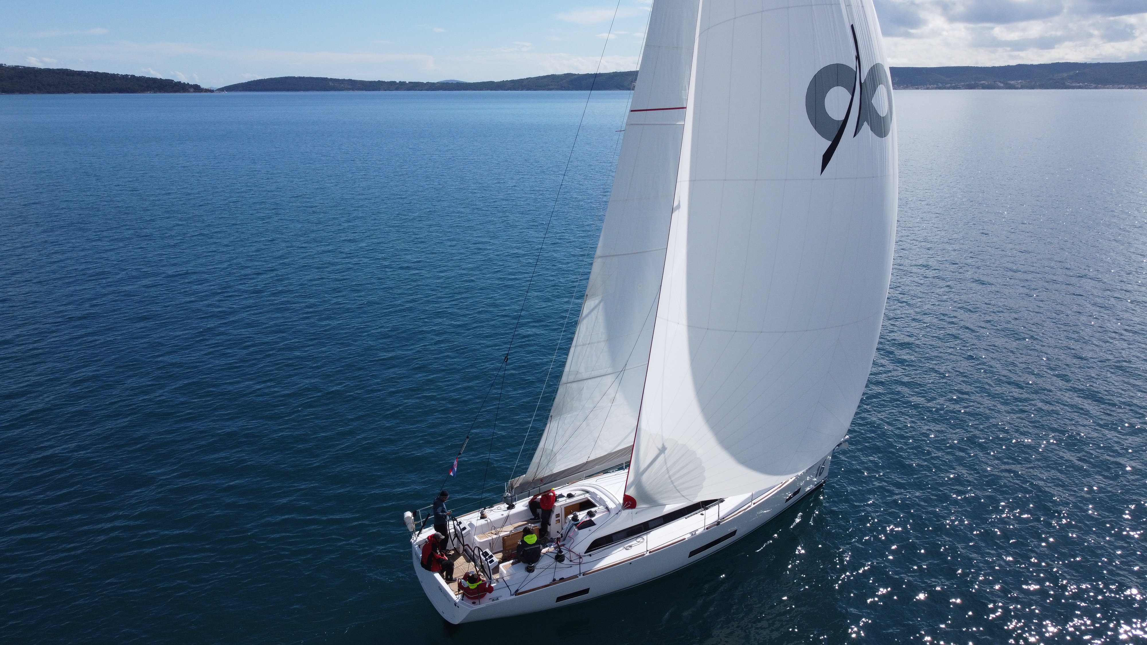 IRIS - Yelkenli içinde Kaštel Gomilica