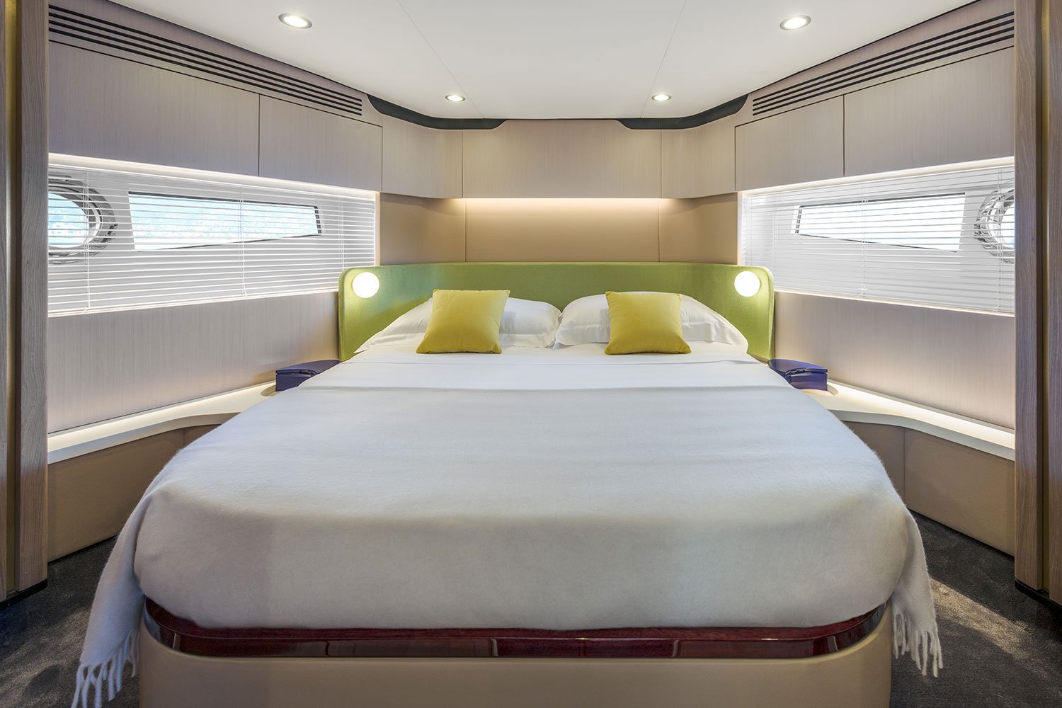 ALUMINIA - Motor Yacht in Kaštel Gomilica