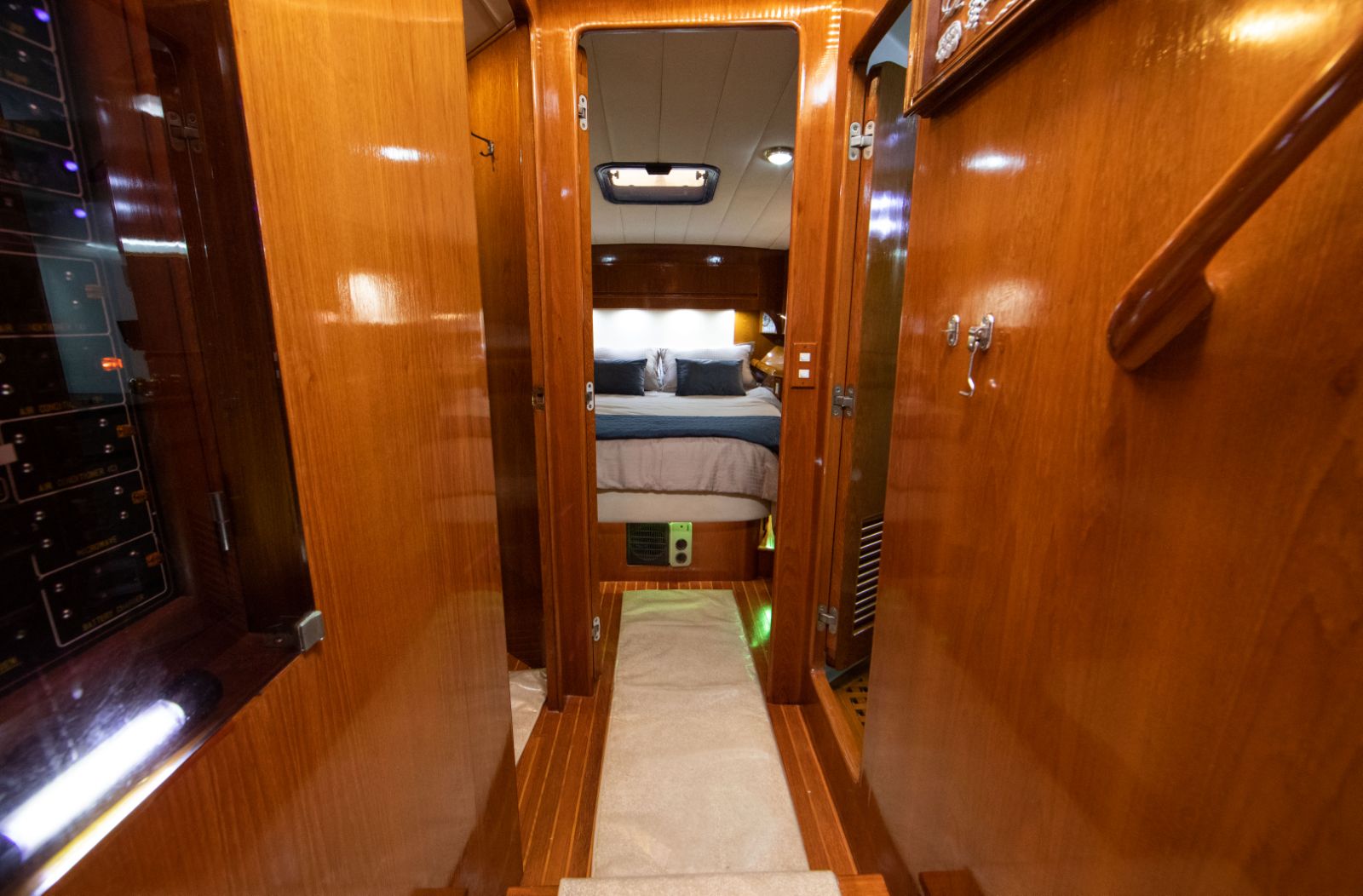 Paloma I - Motor Yat içinde Pula