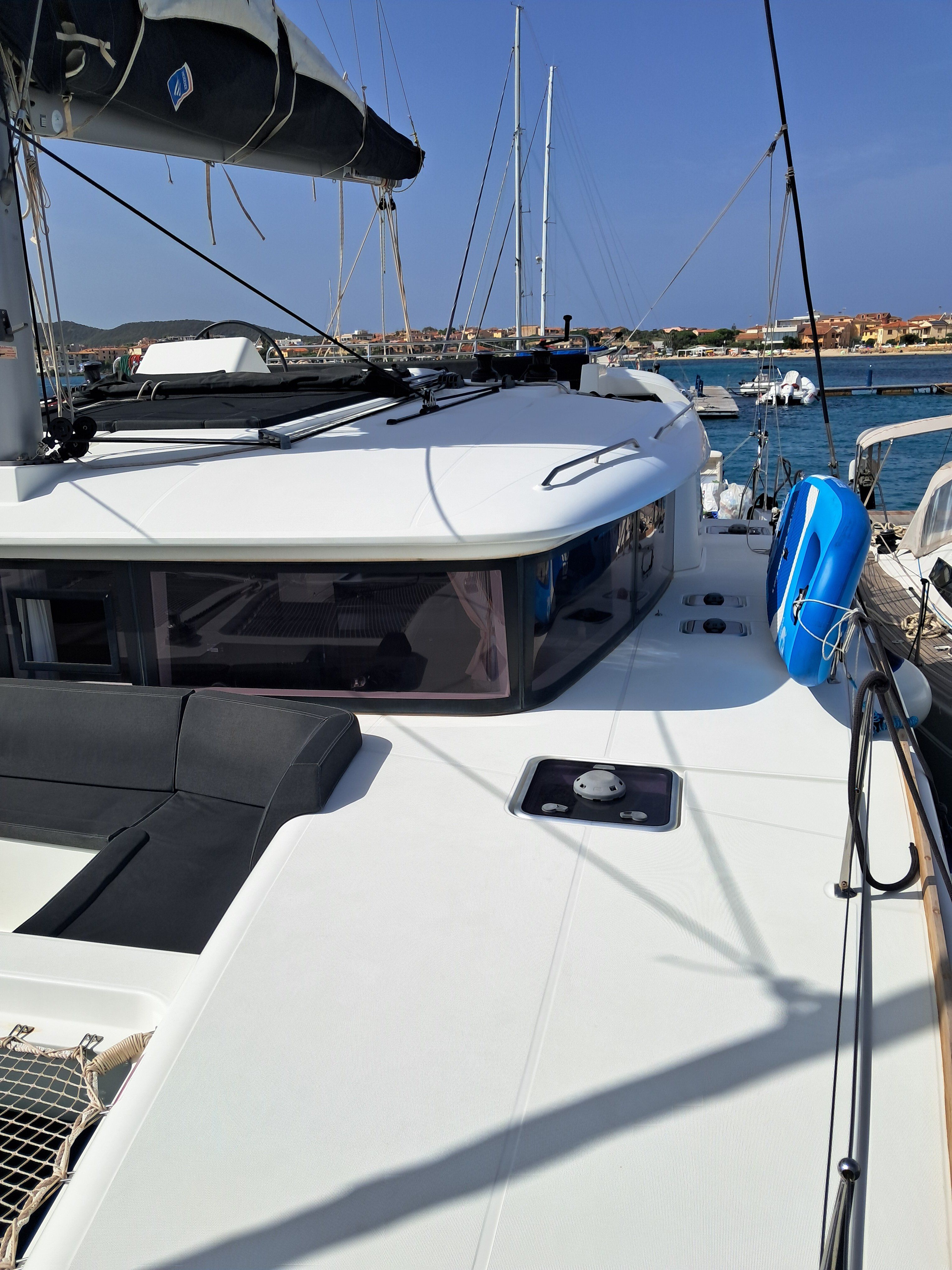 Harael - Catamaran in Golfo Aranci
