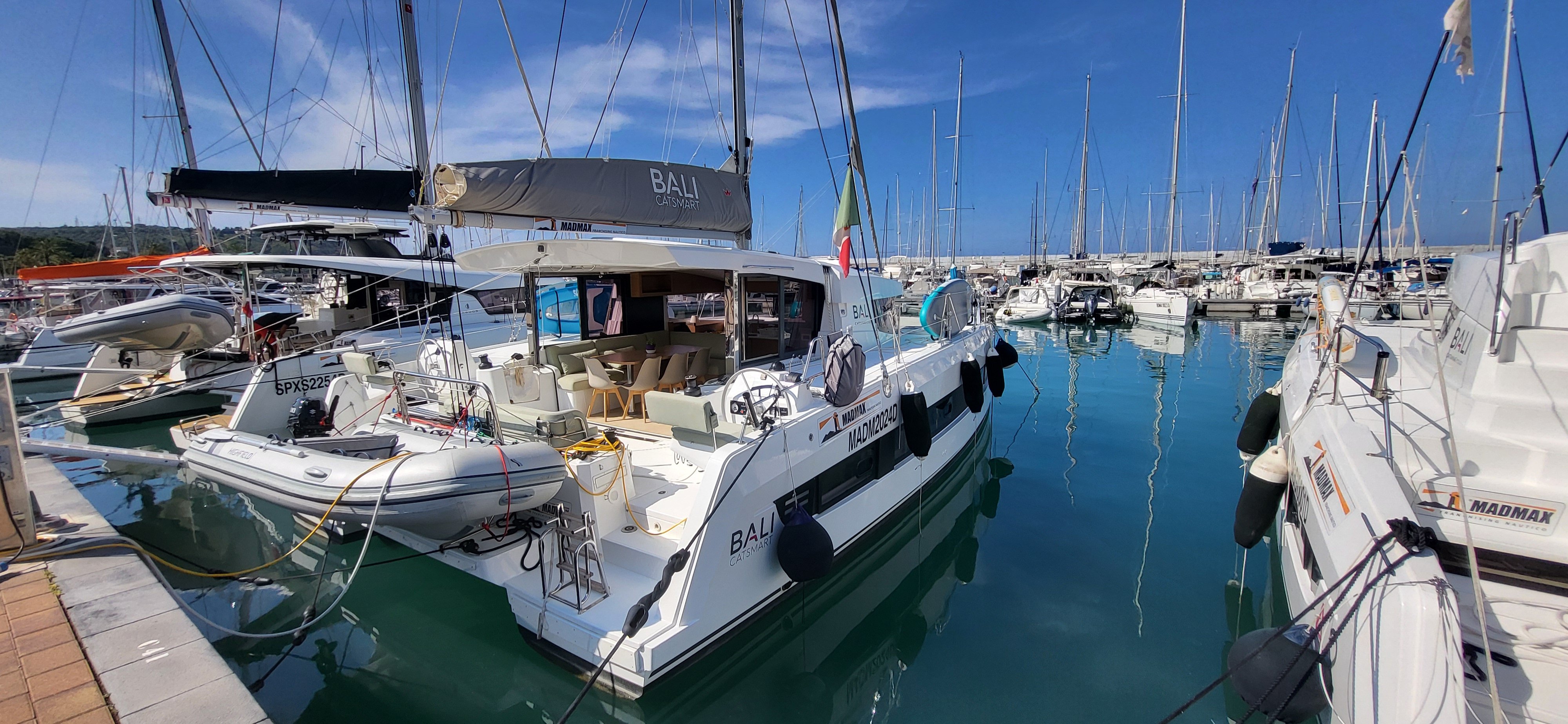 Love Sea - Catamaran in Città metropolitana di Messina