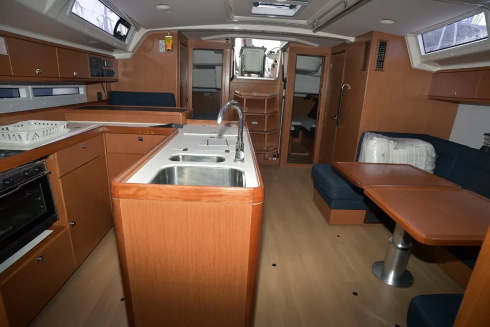 Agamemnon - Sailboat in Kavala