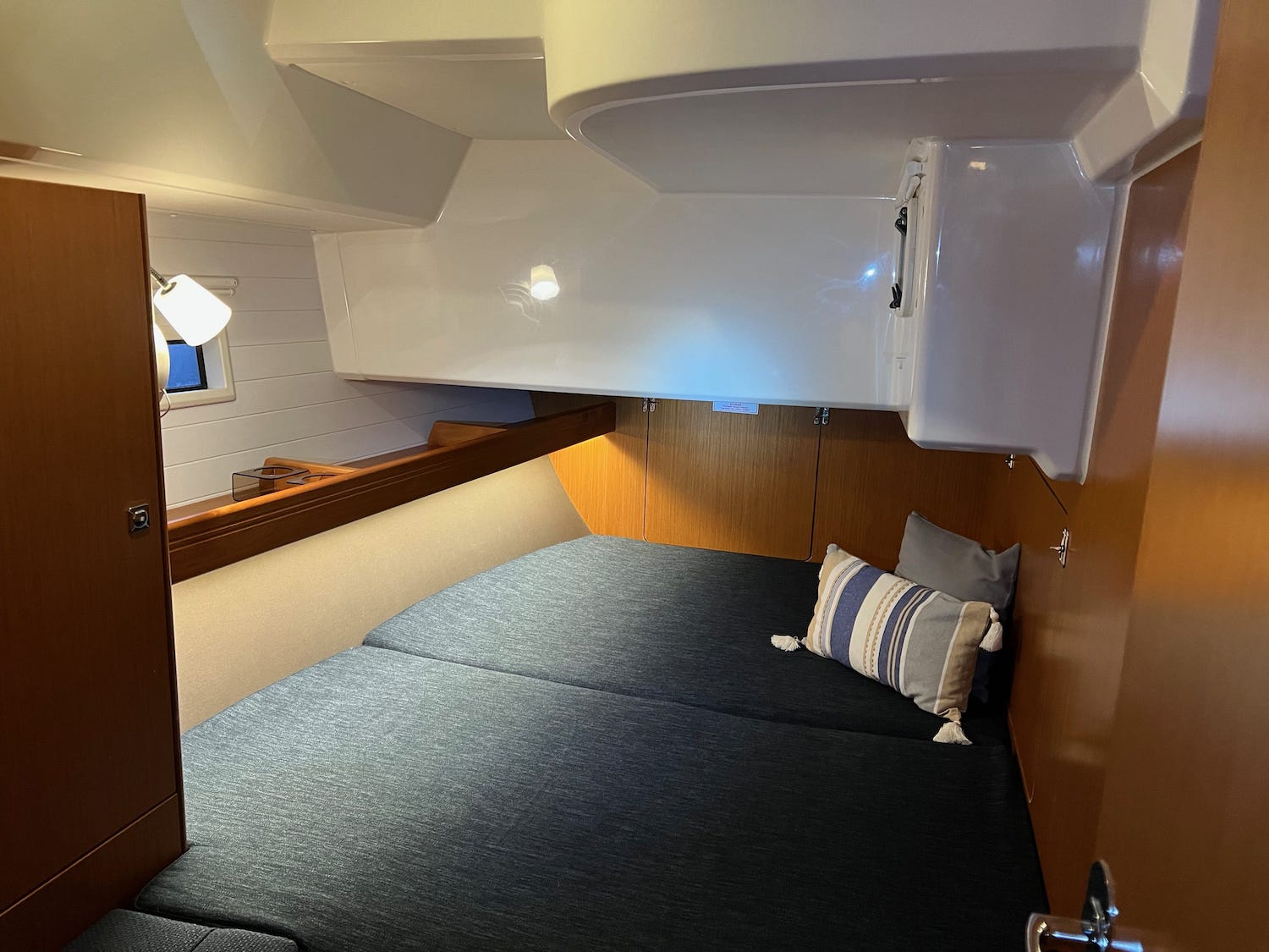 Veronica - Sailboat in Alimos