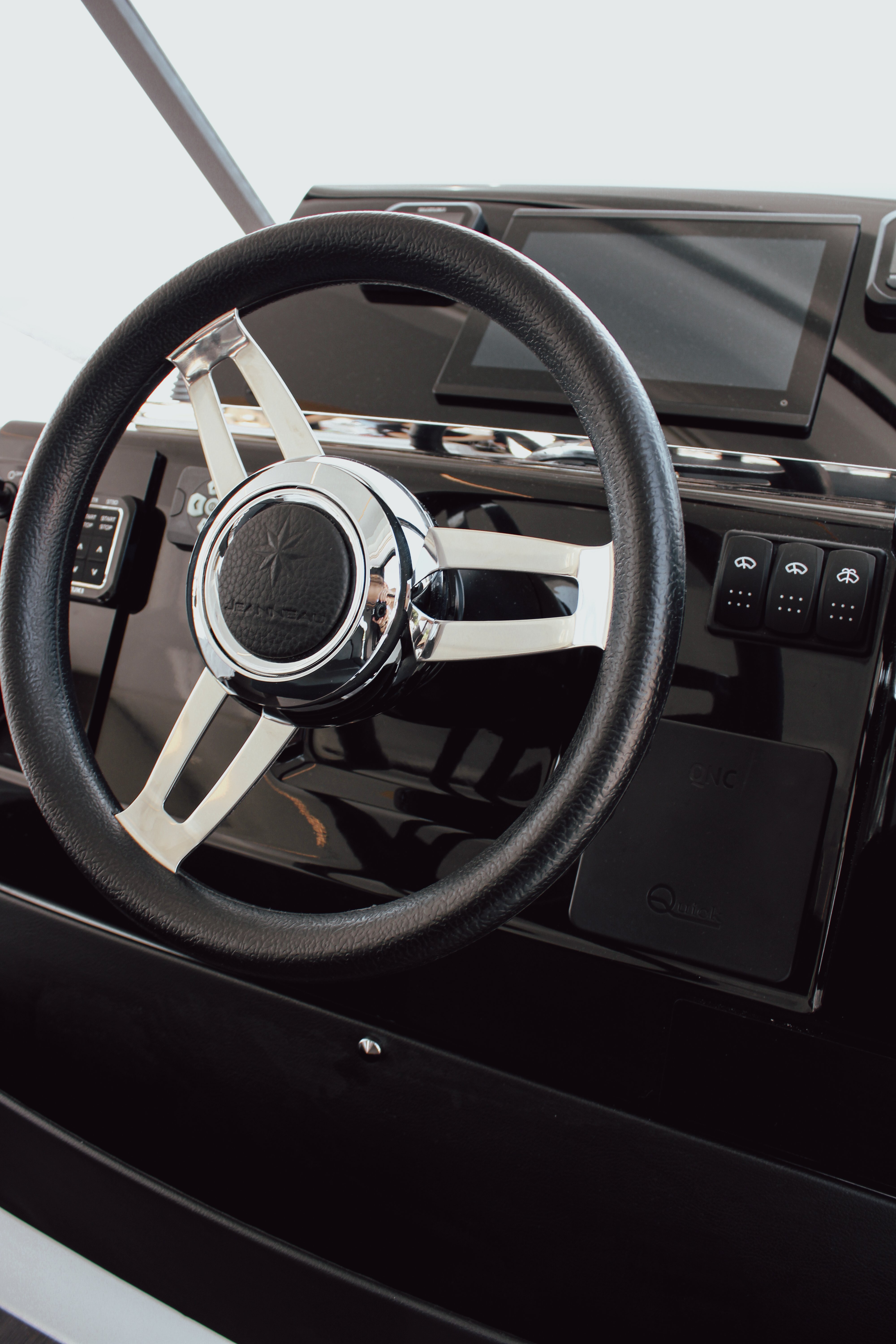 NIKA - Motor Yacht in Zadar