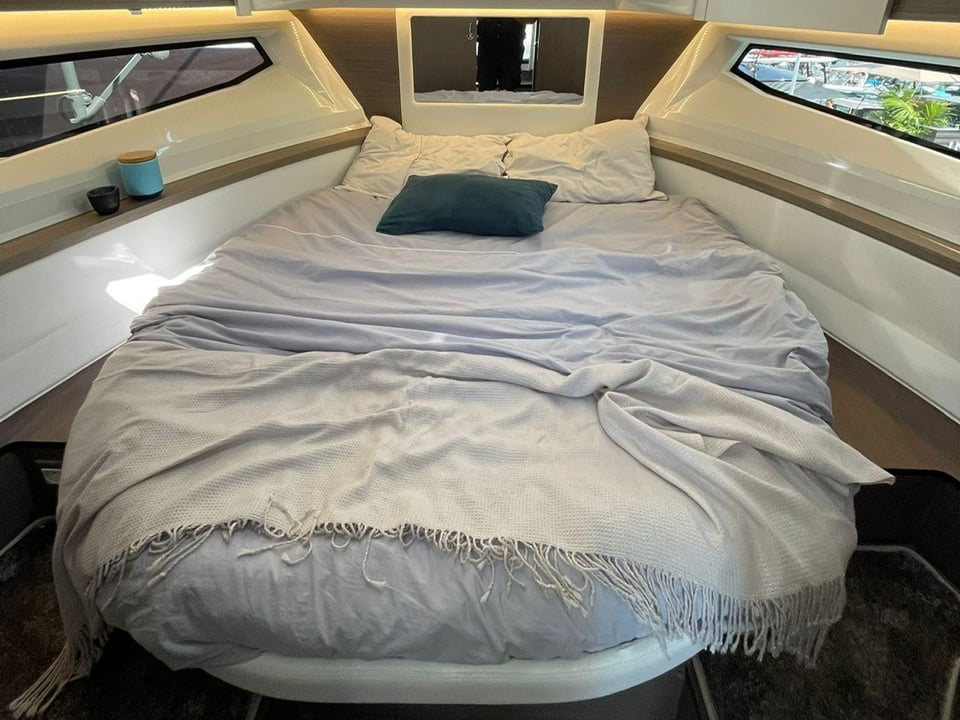 NIRVANA - Motor Yacht in Zadar