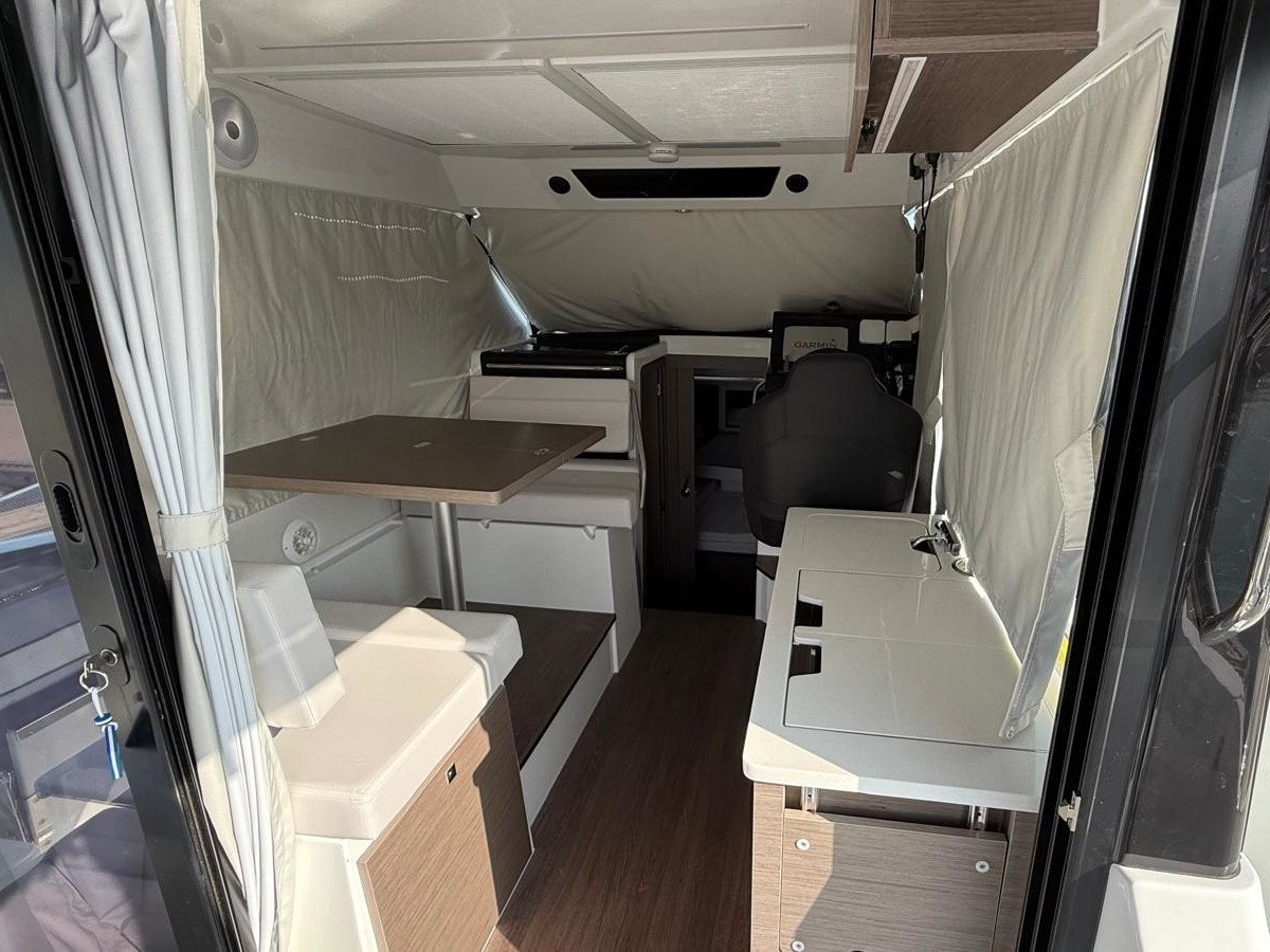 NIRVANA - Motor Yacht in Zadar