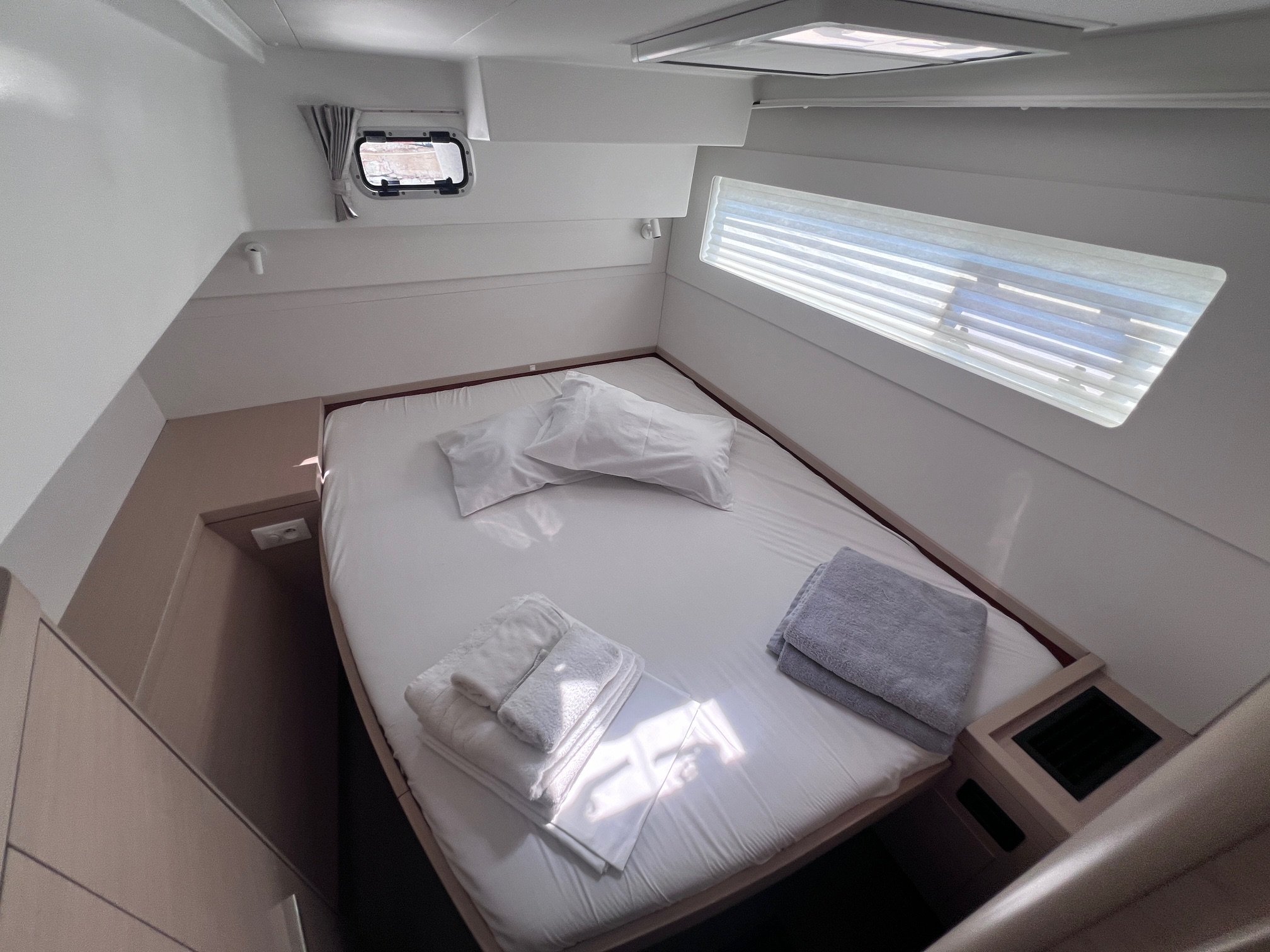 Nami Maru - Catamaran in Volos