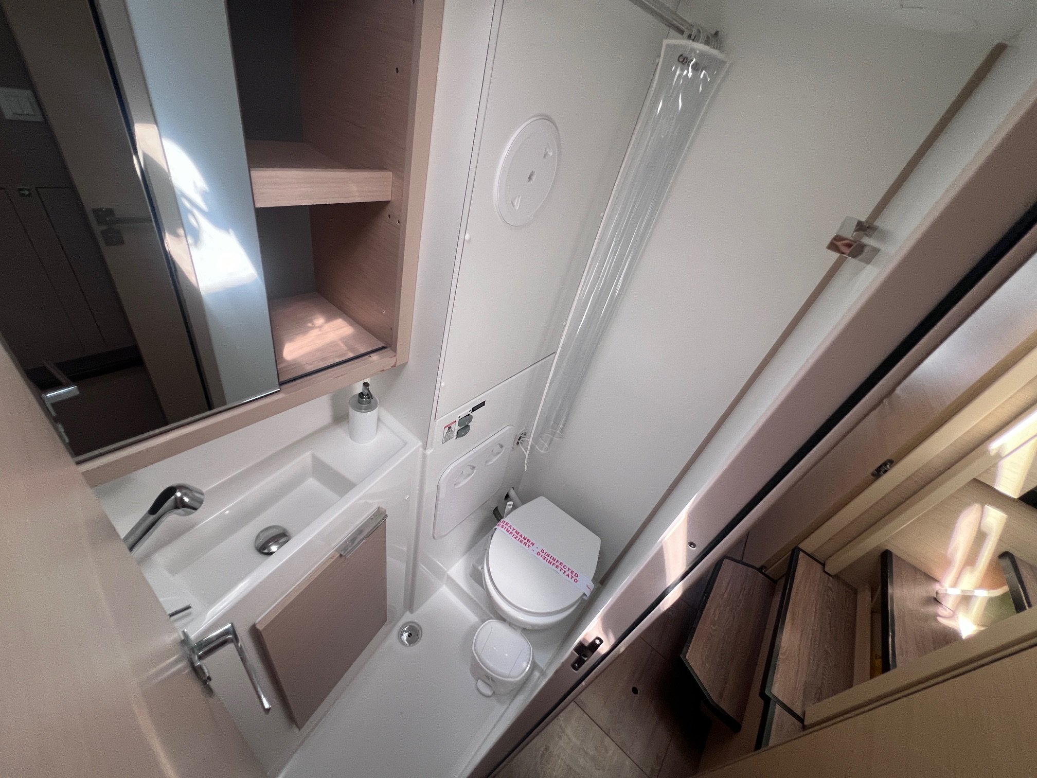 Nami Maru - Catamaran in Volos