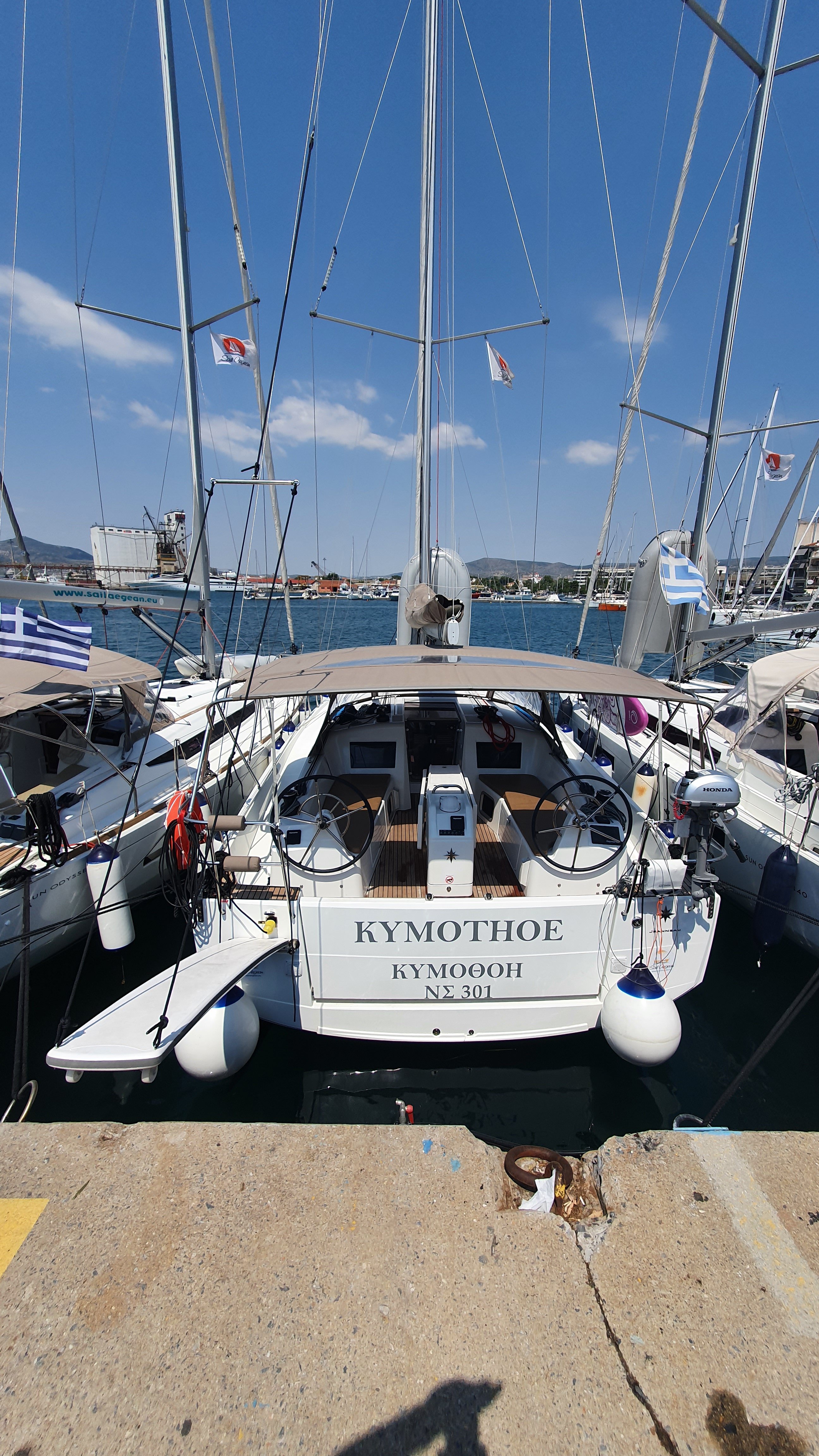 Kymothoe - Sailboat in Volos