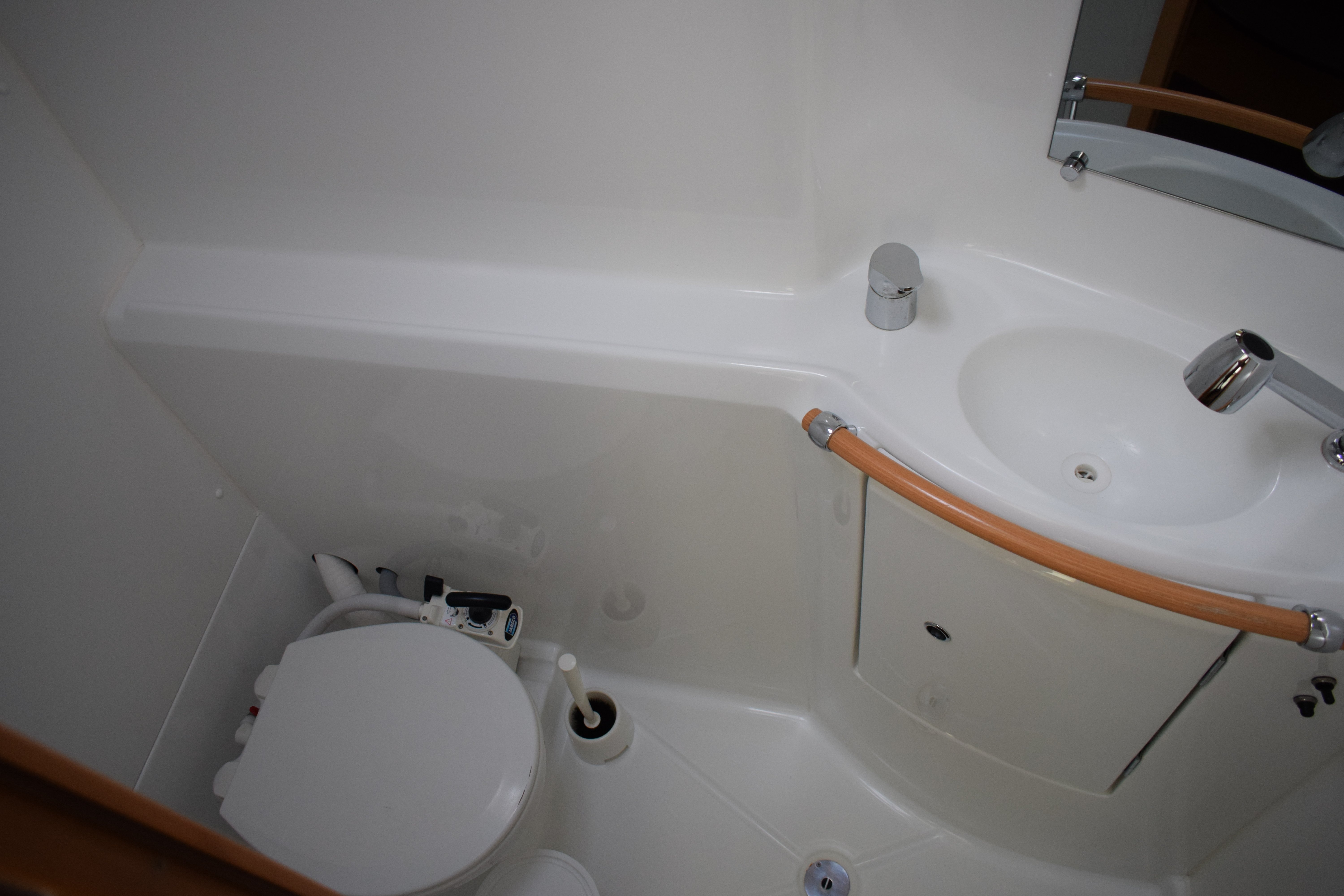 Calypso - Katamaran içinde Volos