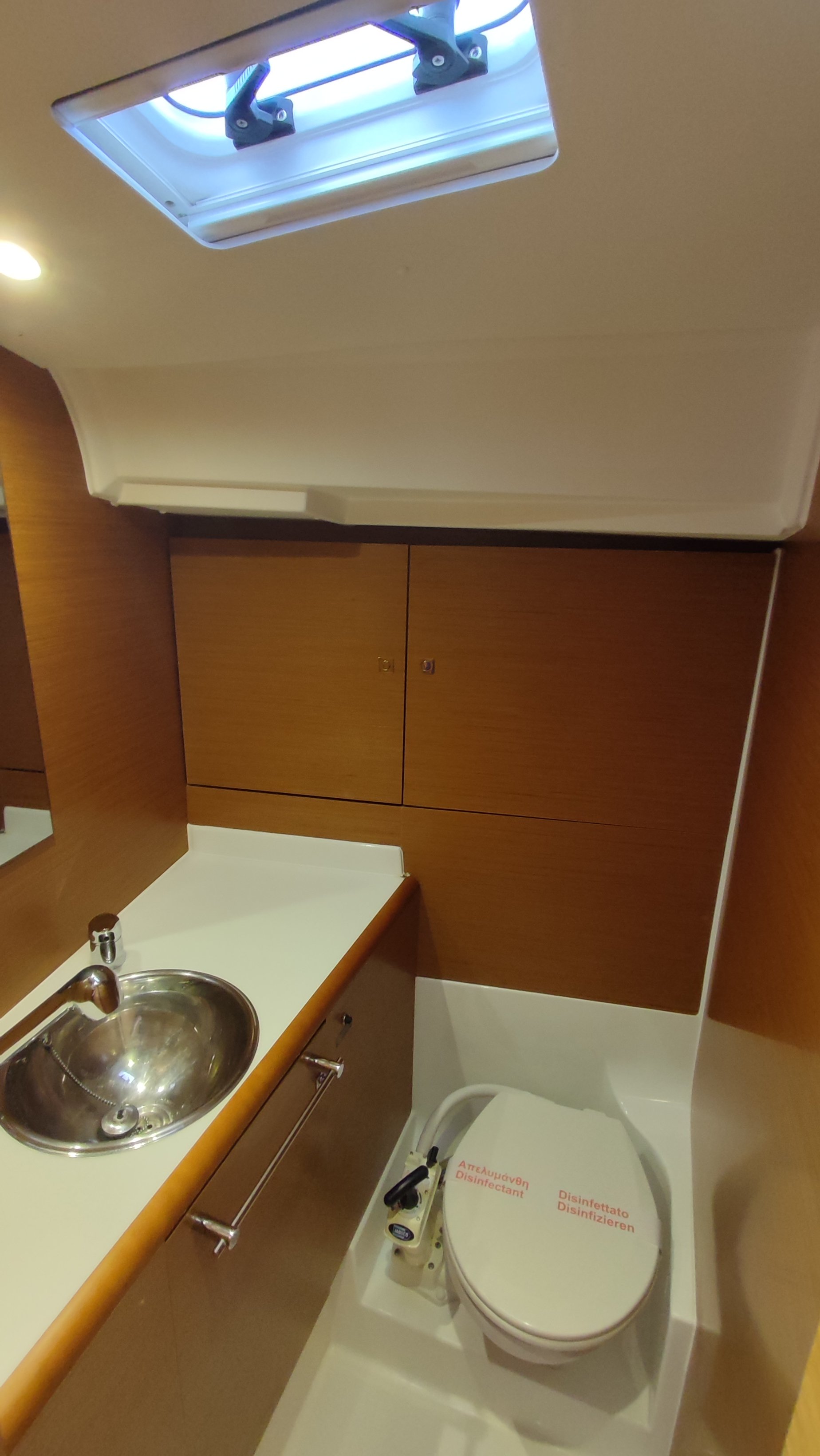 Eione - Yelkenli içinde Volos