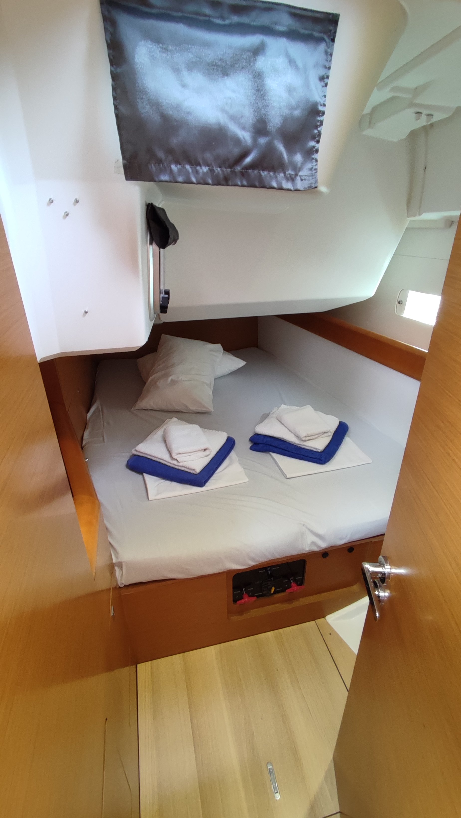 Rodi - Sailboat in Volos