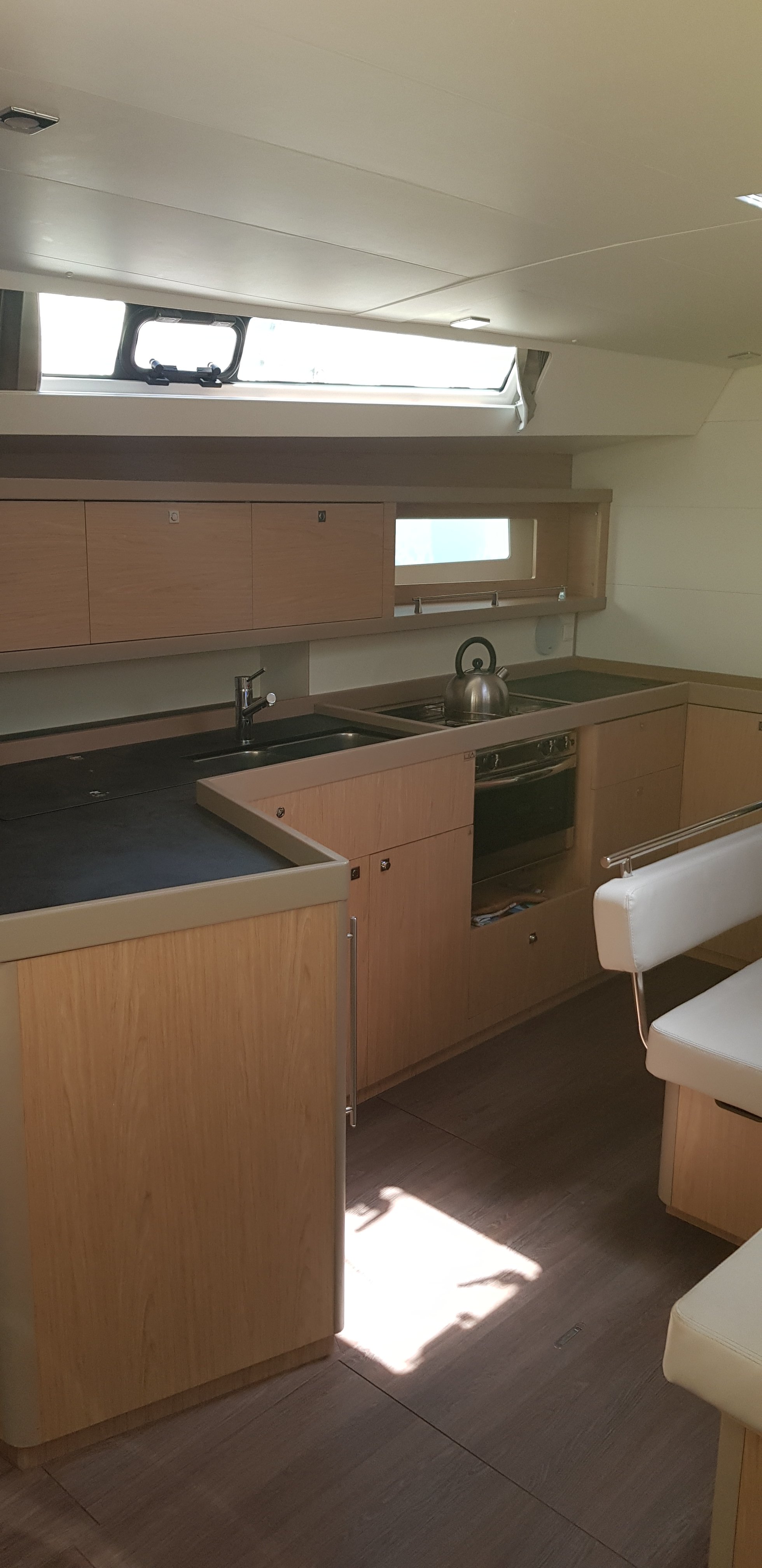 Senza Pensieri III - Yelkenli içinde Tonnarella